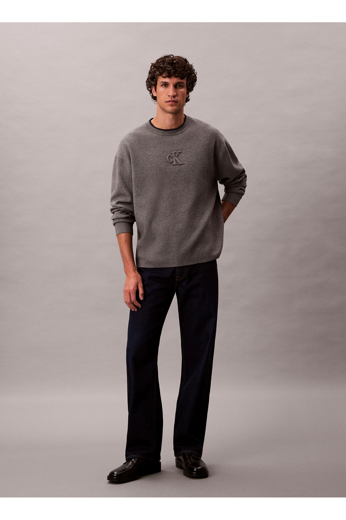 کالوین کلین ژاکت مردانه یقه شلوار ساده خاکستری LV04RD300GP7E LS EMBOSSED LOGO CREW