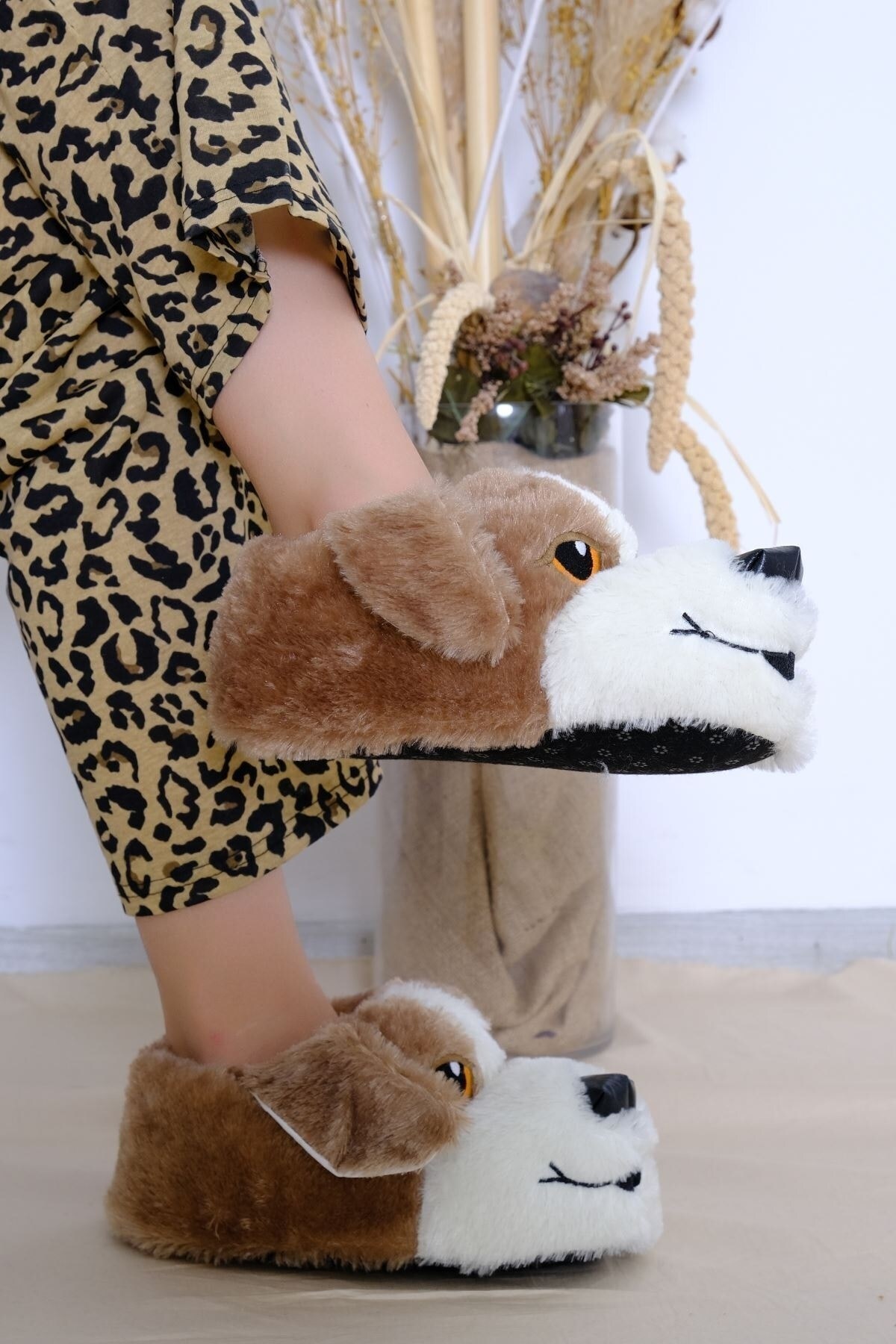 ALTUNTAŞ Unisex - Kadın - Erkek - Kız - Siyah Beyaz Köpekli Panduf Ev Botu görsel 5