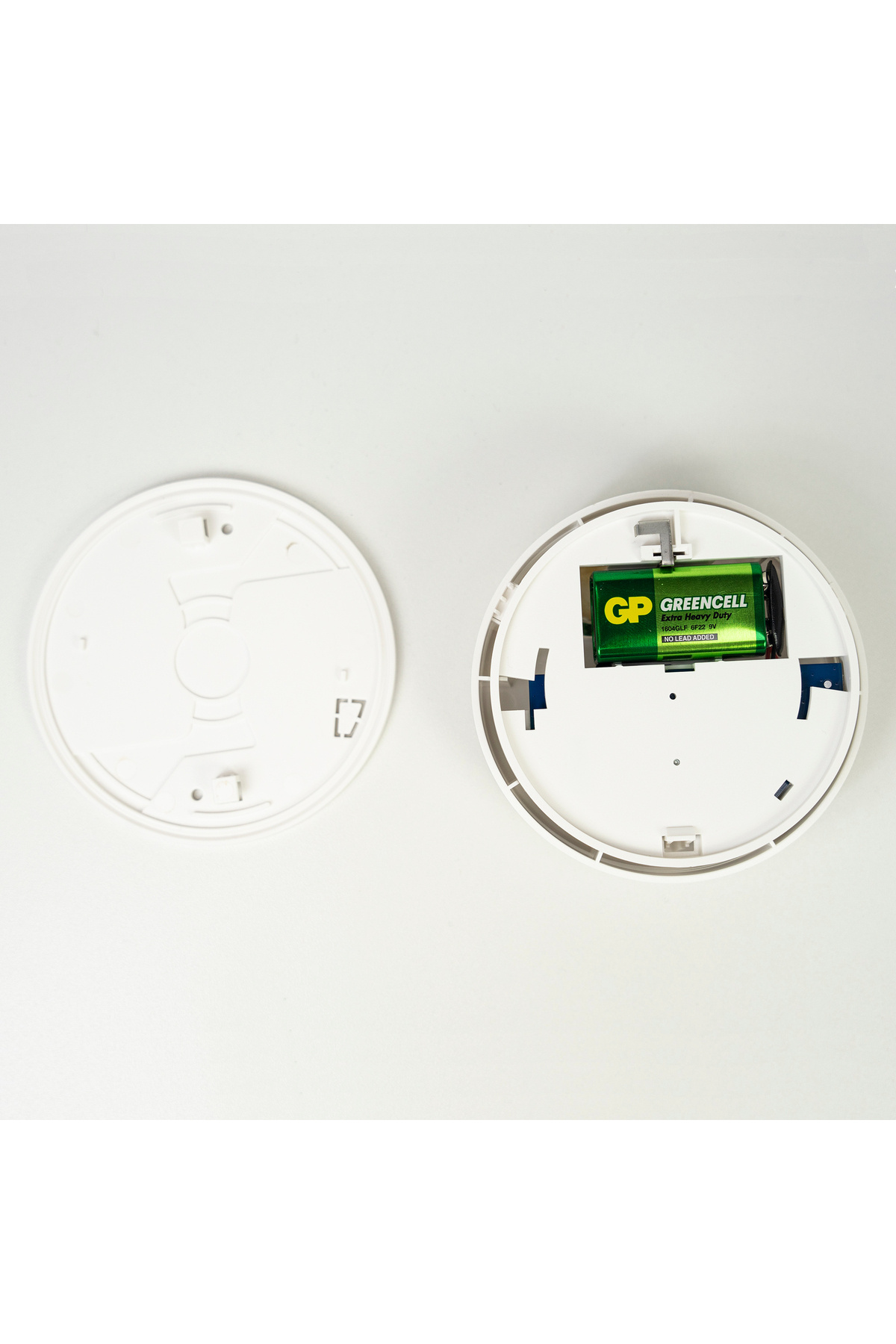 PNI-Smoke sensor A443W with Wi-Fi, Tuya APP, 9V battery power supply, 85dB 3
