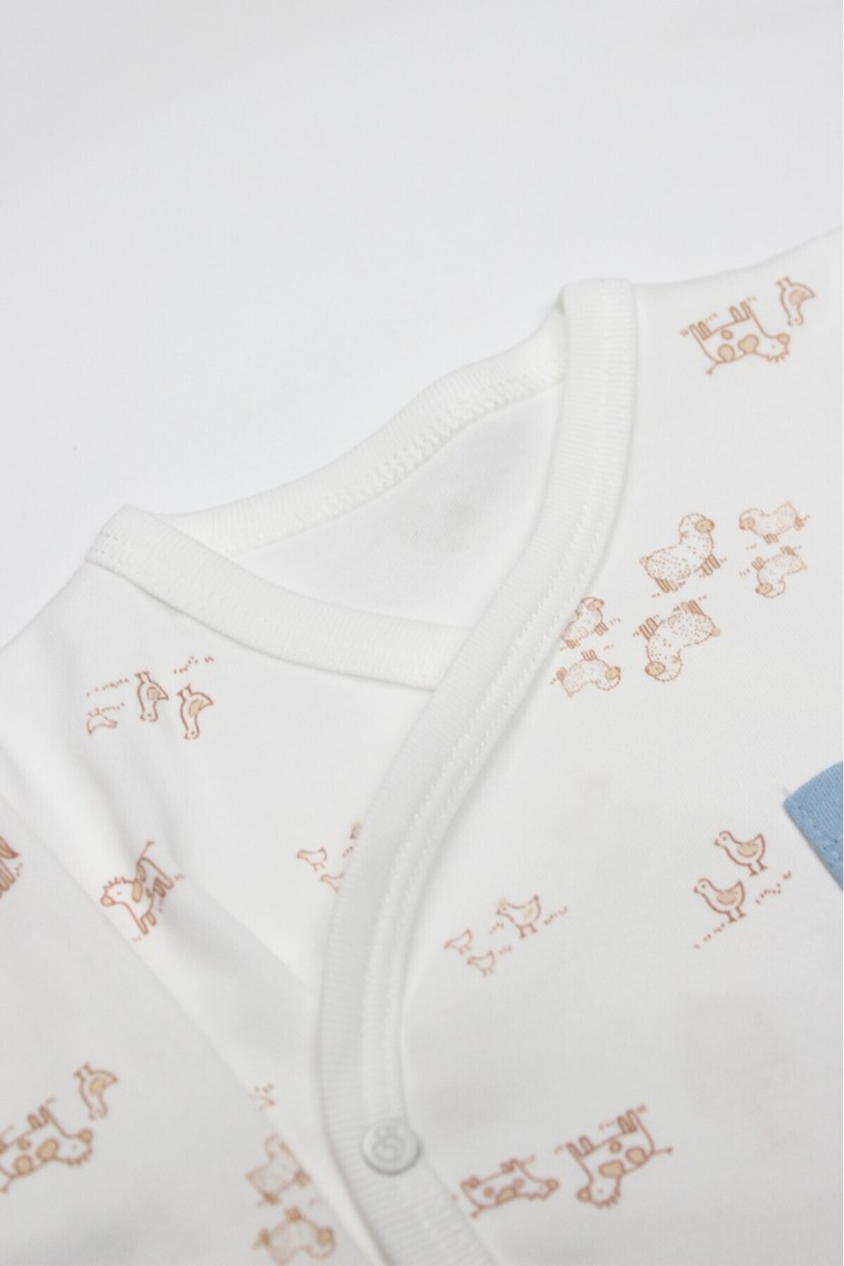 نسی‌ورلد بیستایل کرلی لَمب ست سه‌تکه بدی‌سوئیت ۱۳۱۰۷ بژ اکرو