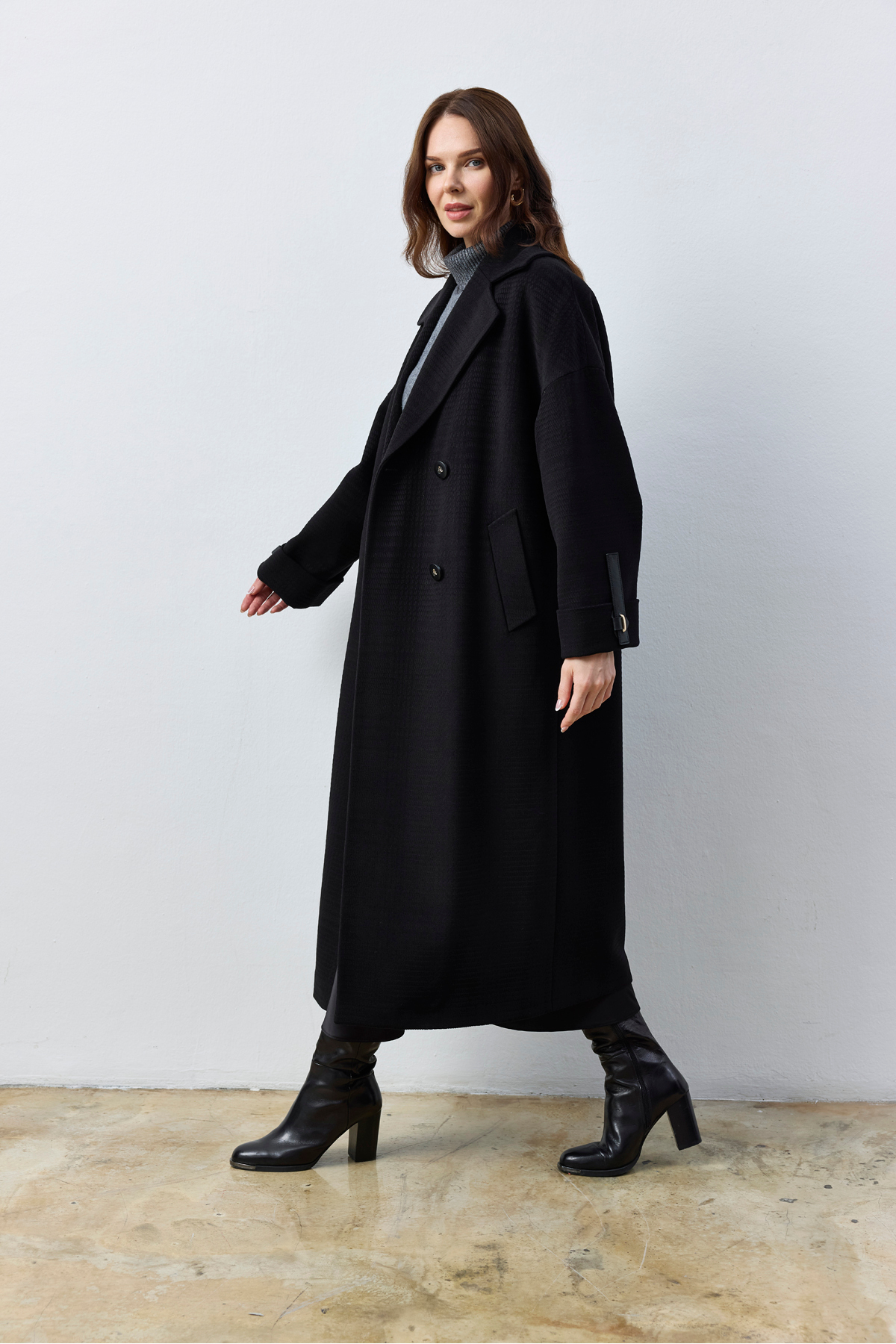 Kent  Oversize Siyah Uzun Kaban Kuşaklı, Kendinden Dokulu Kumaş - Görsel 3