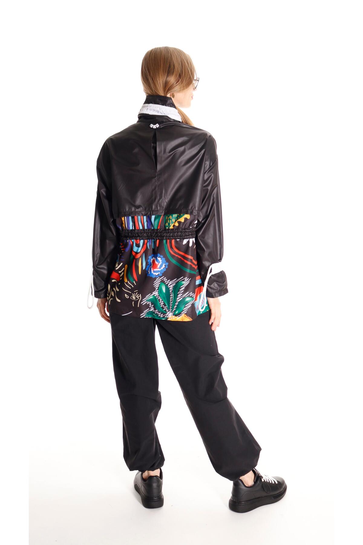 shE tekstil  Baskılı Tasarım Papatyalı Yağmurluk Siyah - Görsel 5