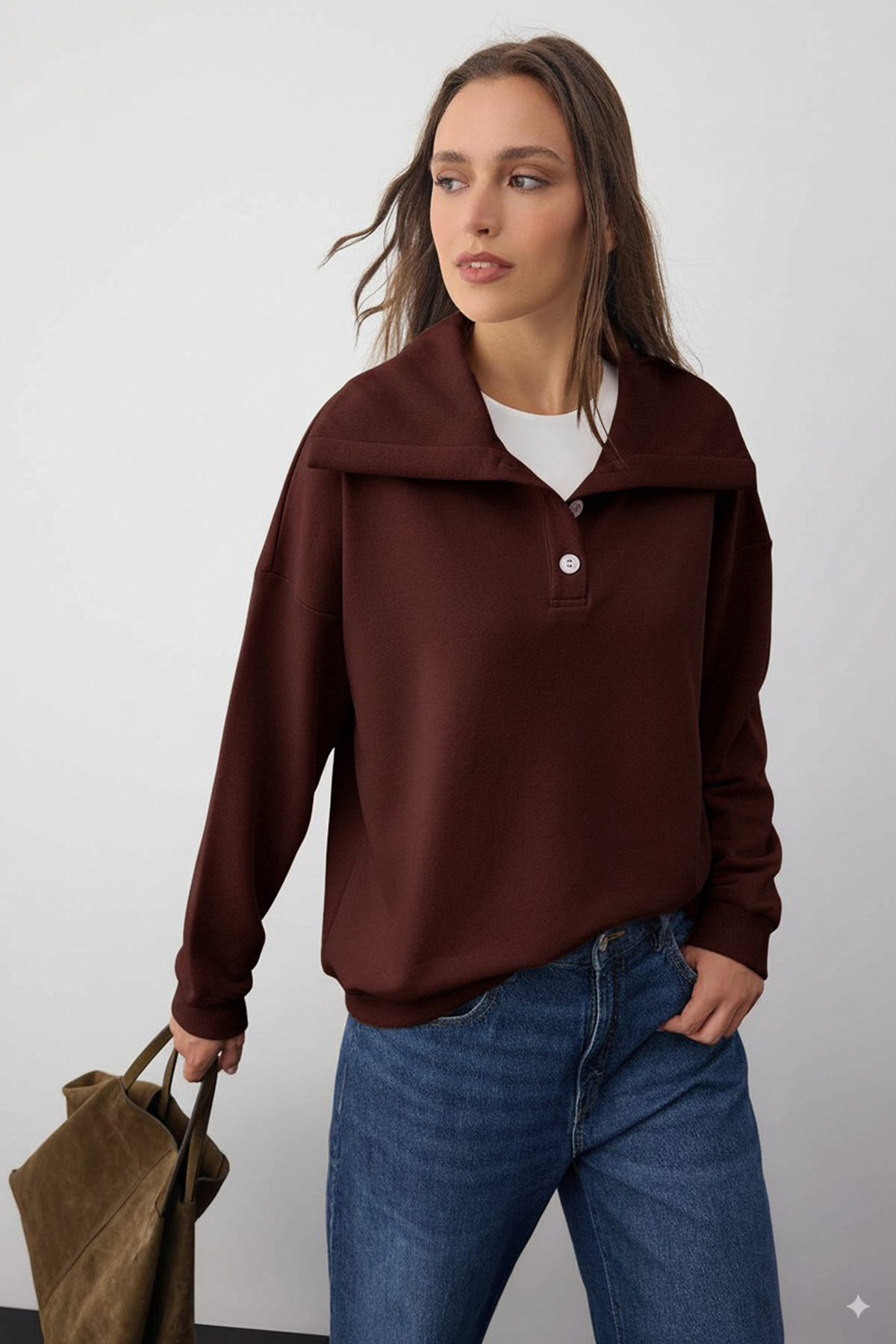 Trendyolmilla  Wardrobe Essentials – Kahverengi Polo Yaka Örme Sweatshirt | TWOAW26SW00041