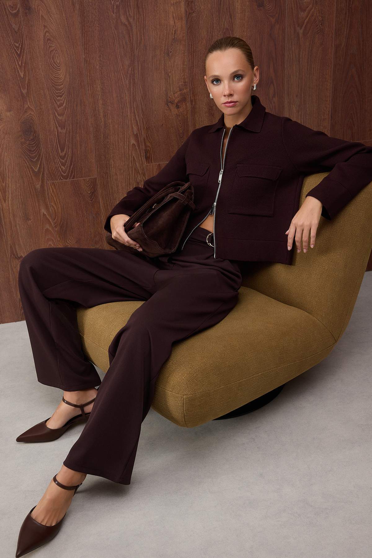 Trendyolmilla  Özel Koleksiyon Kahverengi Pamuk Karışımlı Polo Yaka Cep Detaylı Triko Hırka TWOAW26HI00180