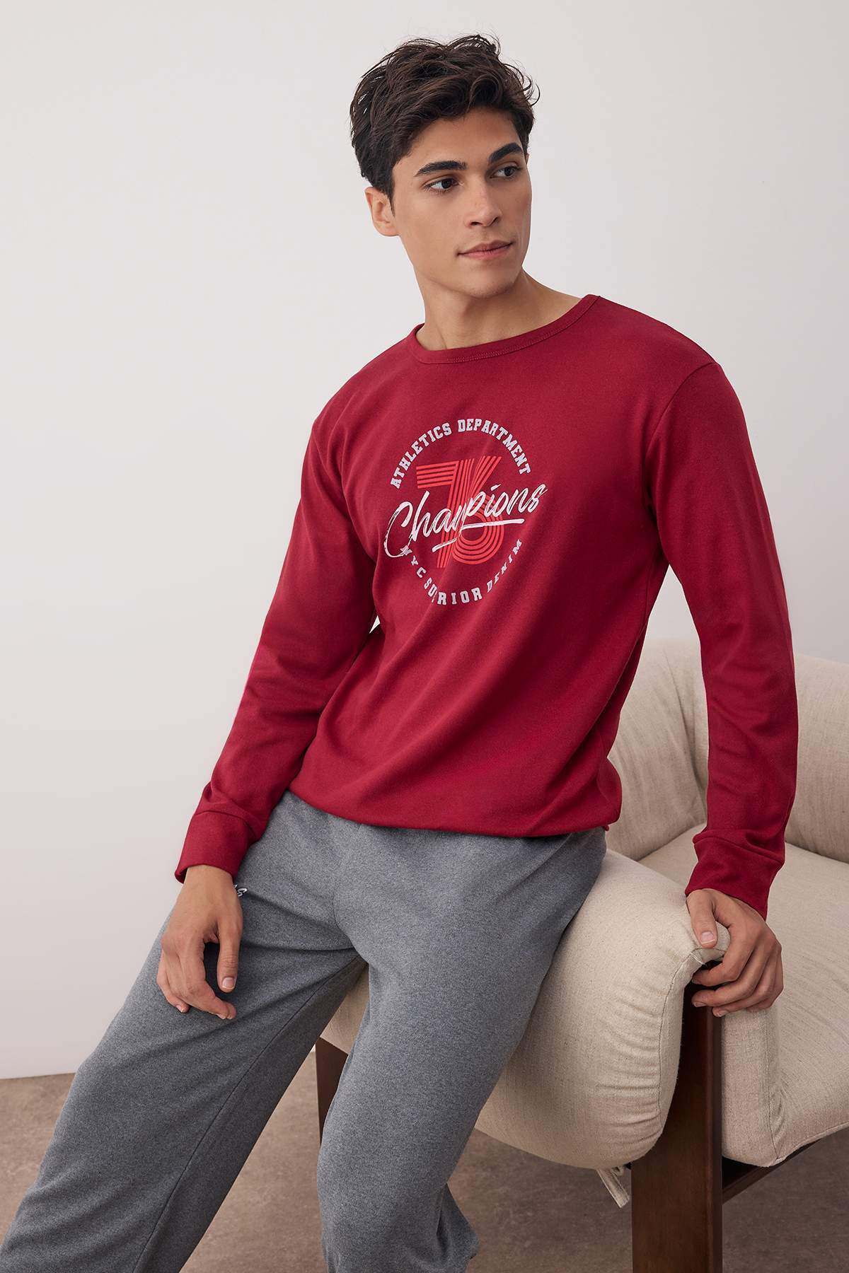Trendyolmilla Man Erkek Bordo Baskılı Örme Erkek Pijama Takımı TEDAW25PT00003