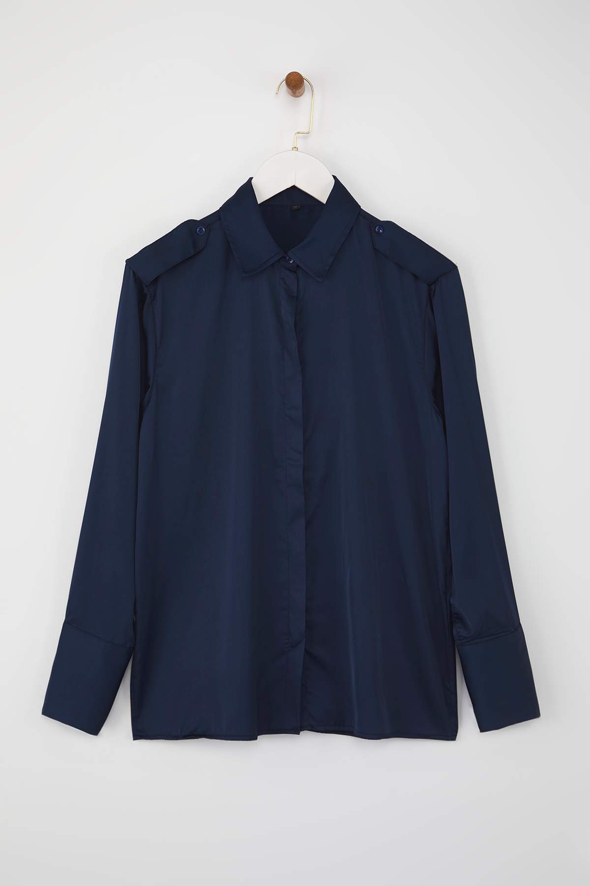 Trendyolmilla  Lacivert Apoletli Saten Gömlek TWOAW26GO00039 - Görsel 5