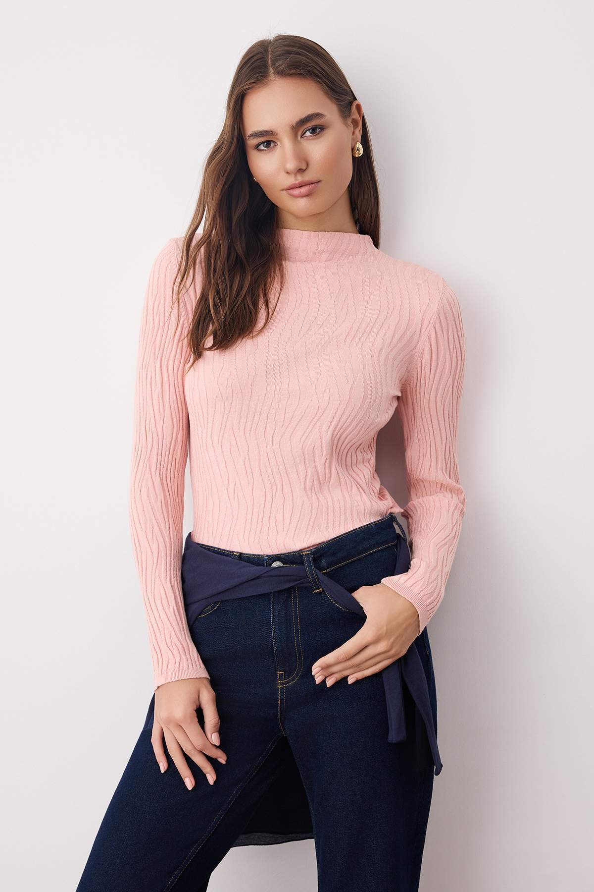 Trendyolmilla  Pudra Premium İplik/Özel İplik Örgü Desenli İnce Triko Kazak TWOAW26KZ00179 - Görsel 2