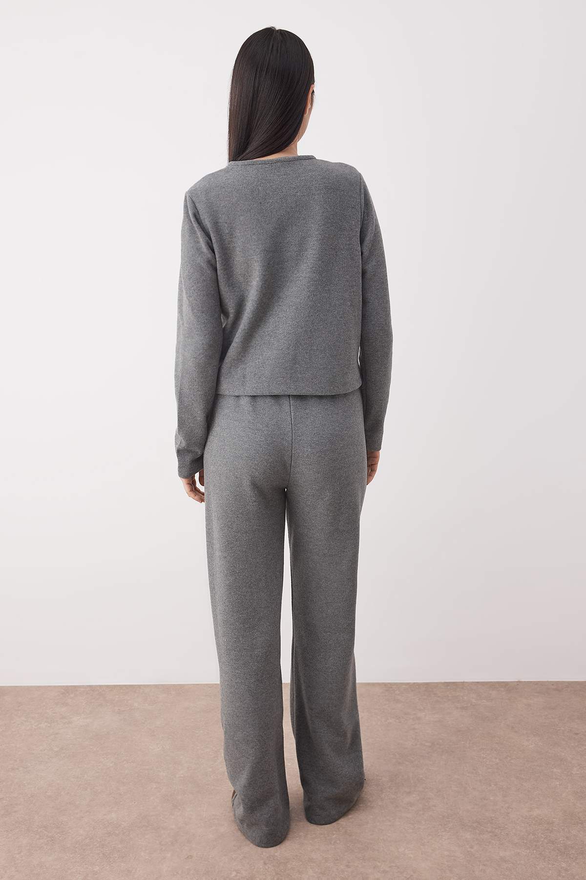 Trendyolmilla  Antrasit 3'Lü Selanik/Triko Görünümlü Düğmeli Esnek Örme Alt - Üst Takım TWOAW26AU00052 - Görsel 7