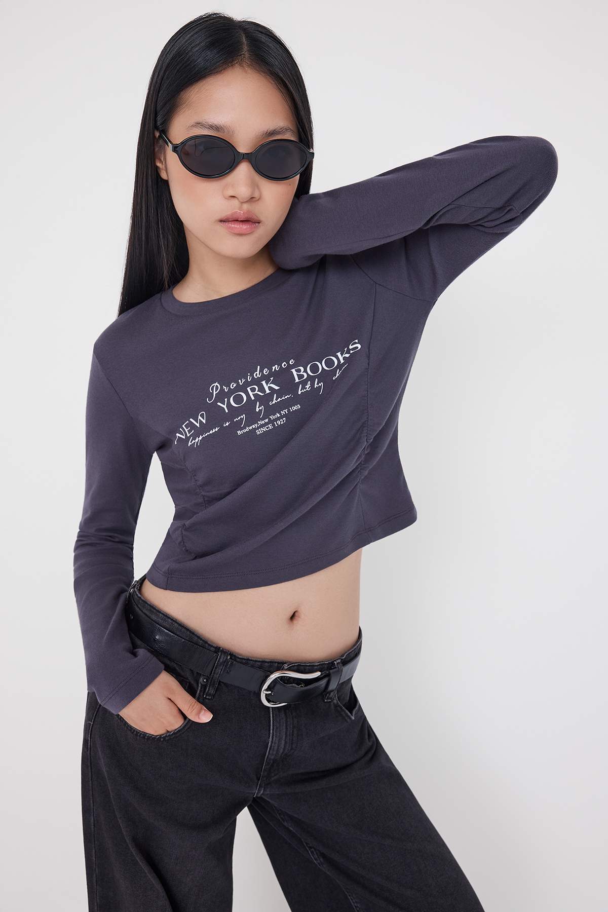 Trendyolmilla  Antrasit Slogan Baskılı Fitted/Vücuda Oturan Örme T-Shirt TWOAW26TS00017