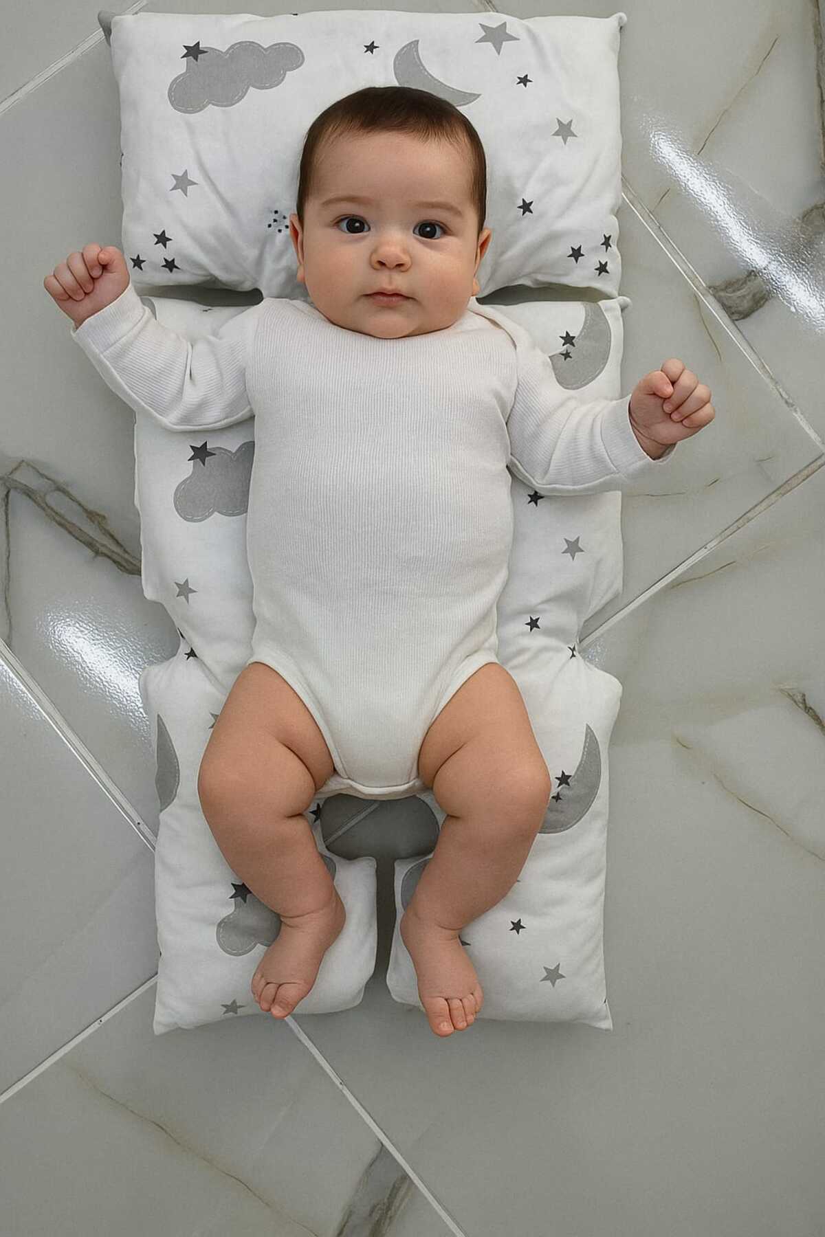 Findlay Baby Bebek Araba Minderi fotoğrafı 2 (önizleme)