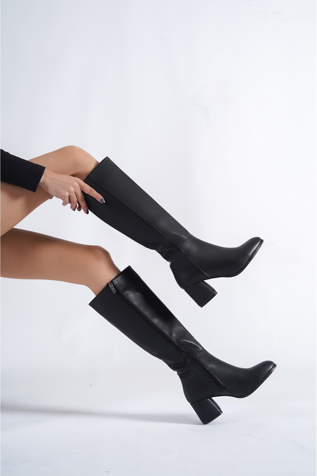 Capone Outfitters-Dámské kozačky na podpatku na oválné špičce na zip 2