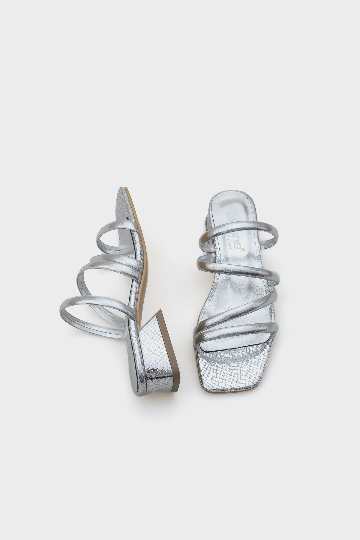 Capone Outfitters-Lian Frauen Hausschuhe 4