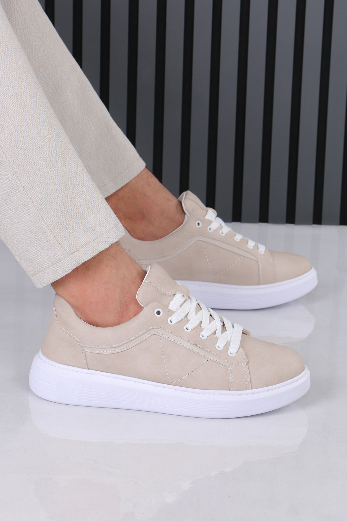 Soft Beige Men's Sports Shoes Casual Sneaker Orthopedic Sole M801