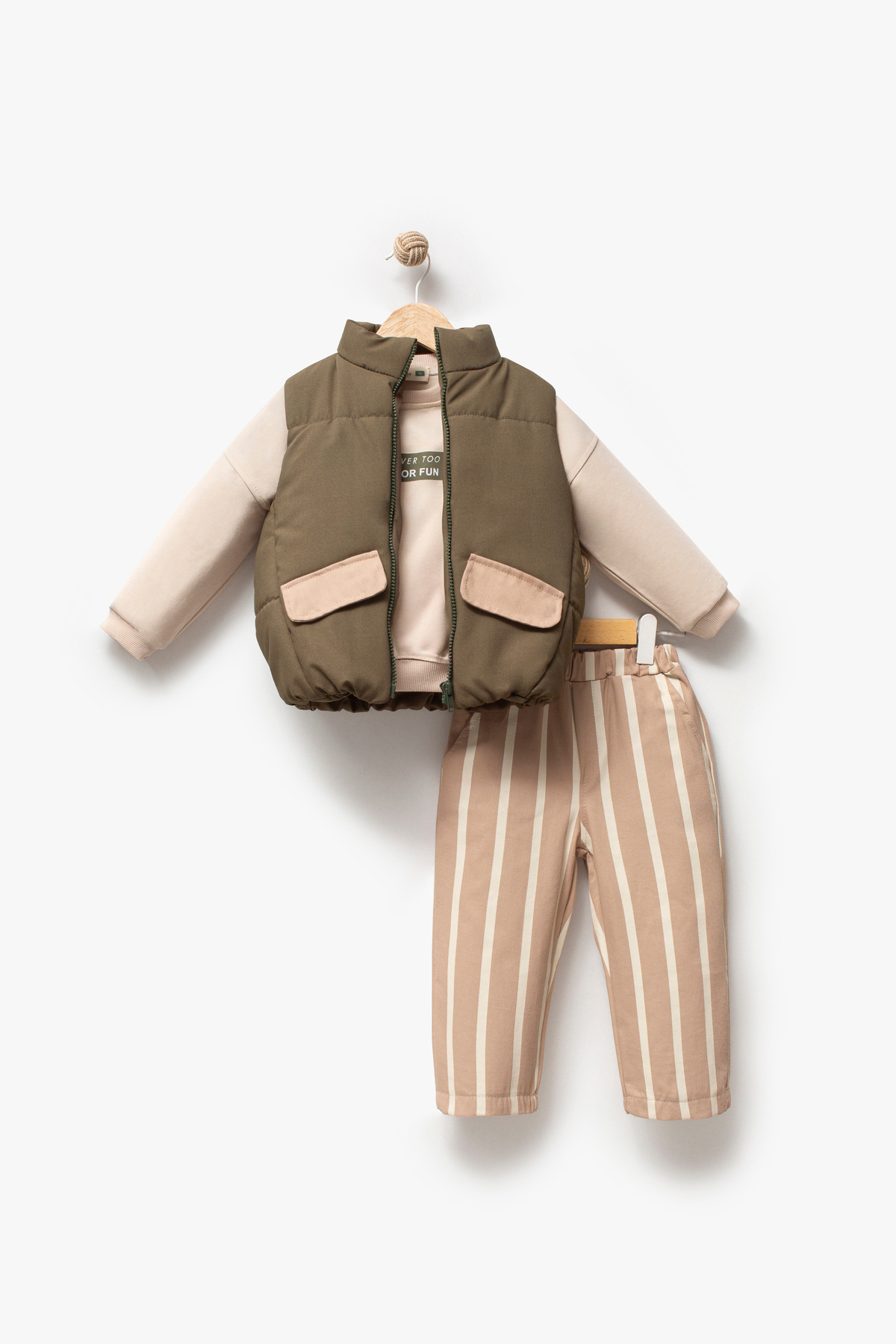 Jikko Baby Şerit Pantolonlu Yelekli 3’lü Takım 9075 fotoğrafı 5 (önizleme)