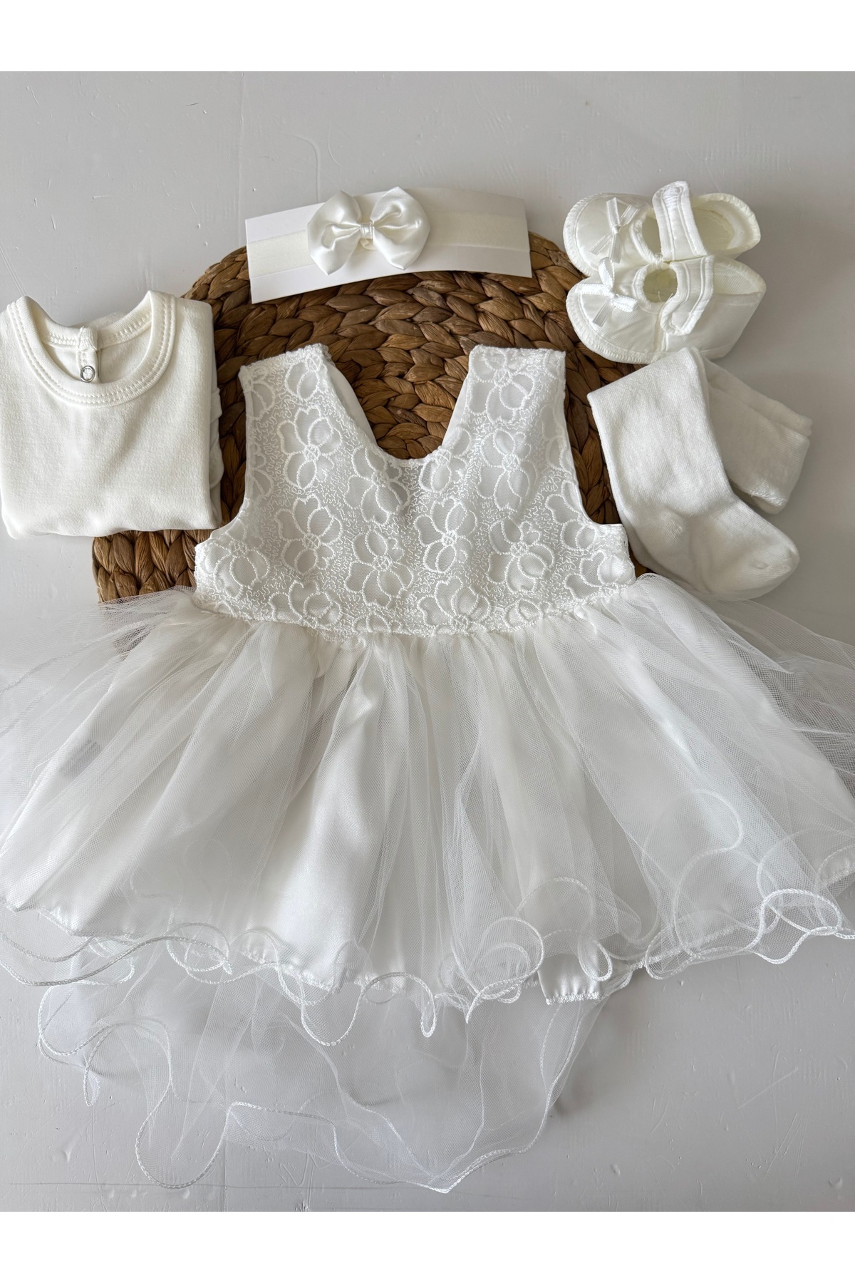 PİLEKİ BABY 0 4 Ay ( 5 Parça ) Yenidoğan Bebek Mevlüt Elbisesi Prenses Elbise Dantelli Gelinlik Elbise fotoğrafı 2 (önizleme)