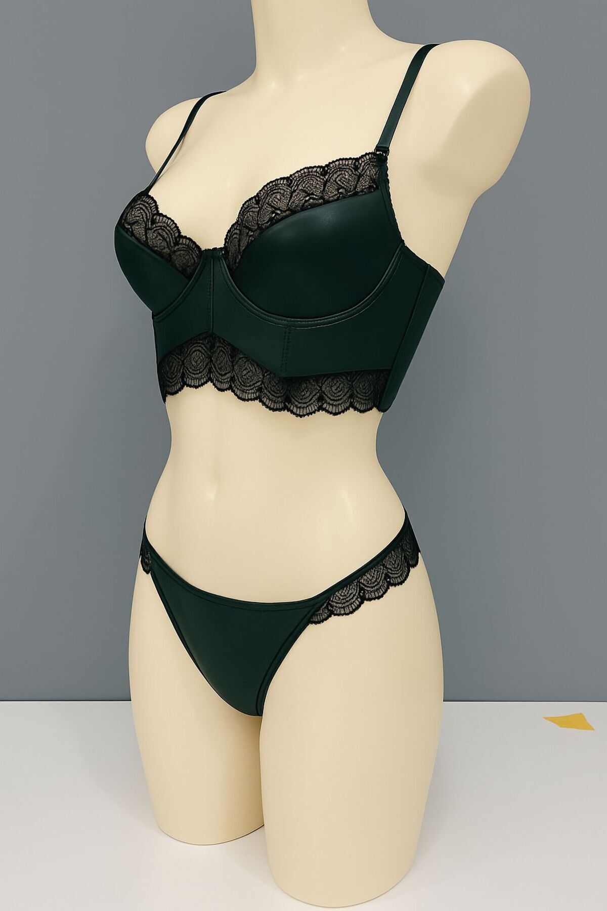 WİYONA  Kadın Deri Balenli Dantelli Sütyen Takımı - Görsel 5