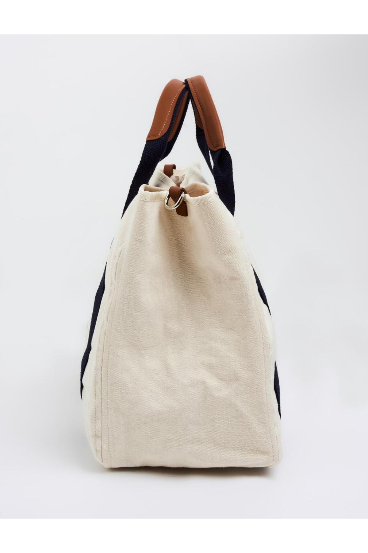 Jimmy Key-Ecru Canvas Hand and Shoulder Bag with Removable Strap Detail 4
