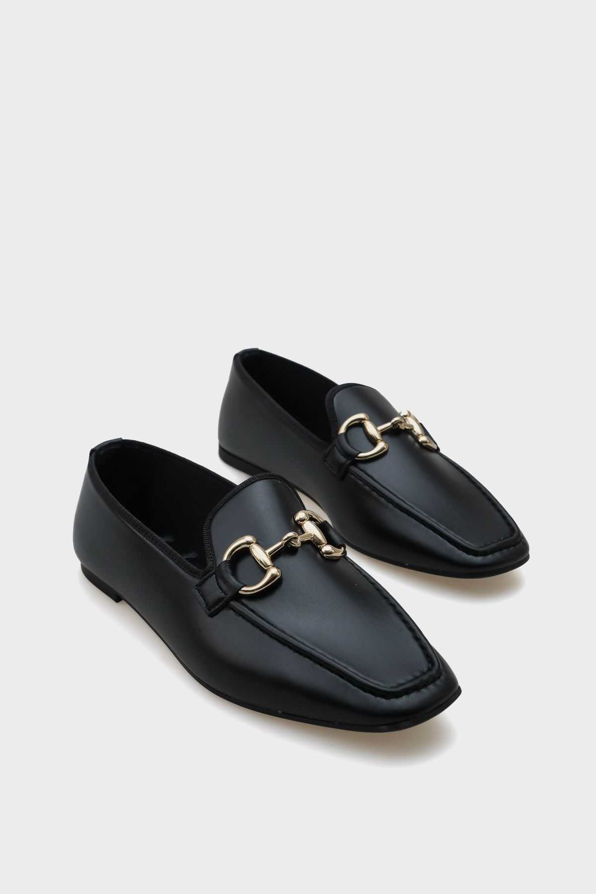 Capone Outfitters-Candi Damen-Loafer mit Metallschnalle 1