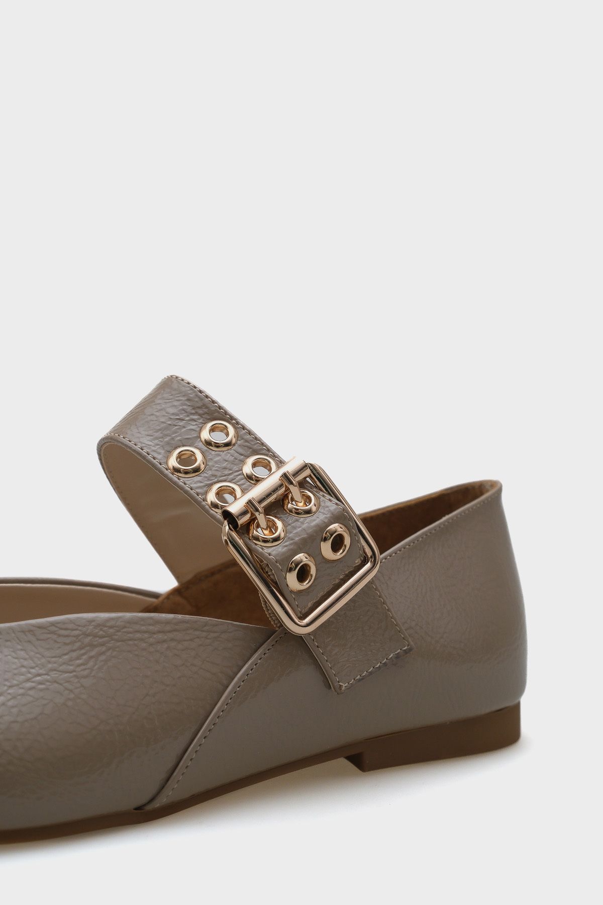 Capone Outfitters-Dámske balerínky Arlina s jednoduchým pásom 4