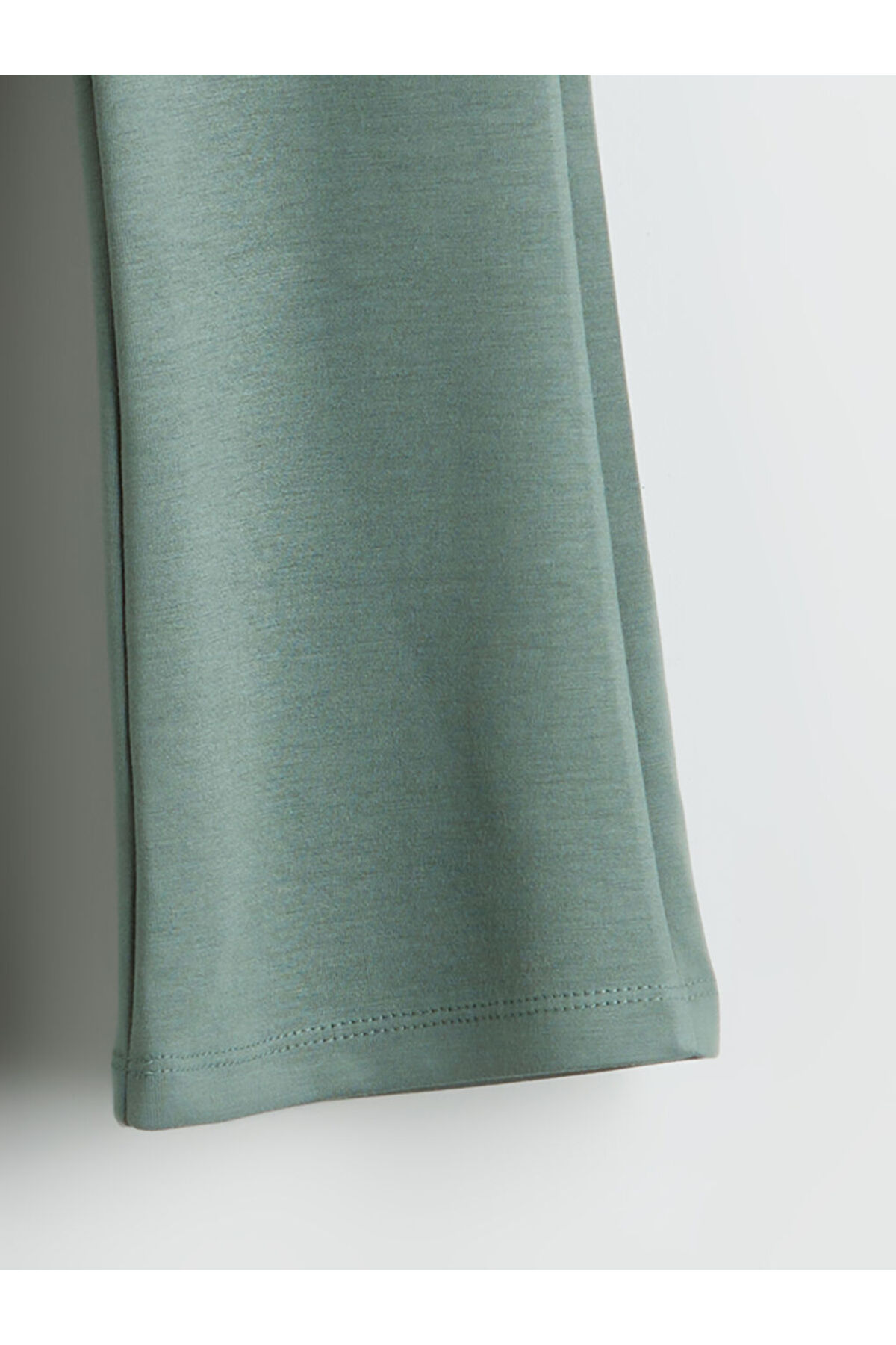 LC Waikiki Yeşil Beli Lastikli Basic Kız Çocuk Tayt fotoğrafı 2 (önizleme)