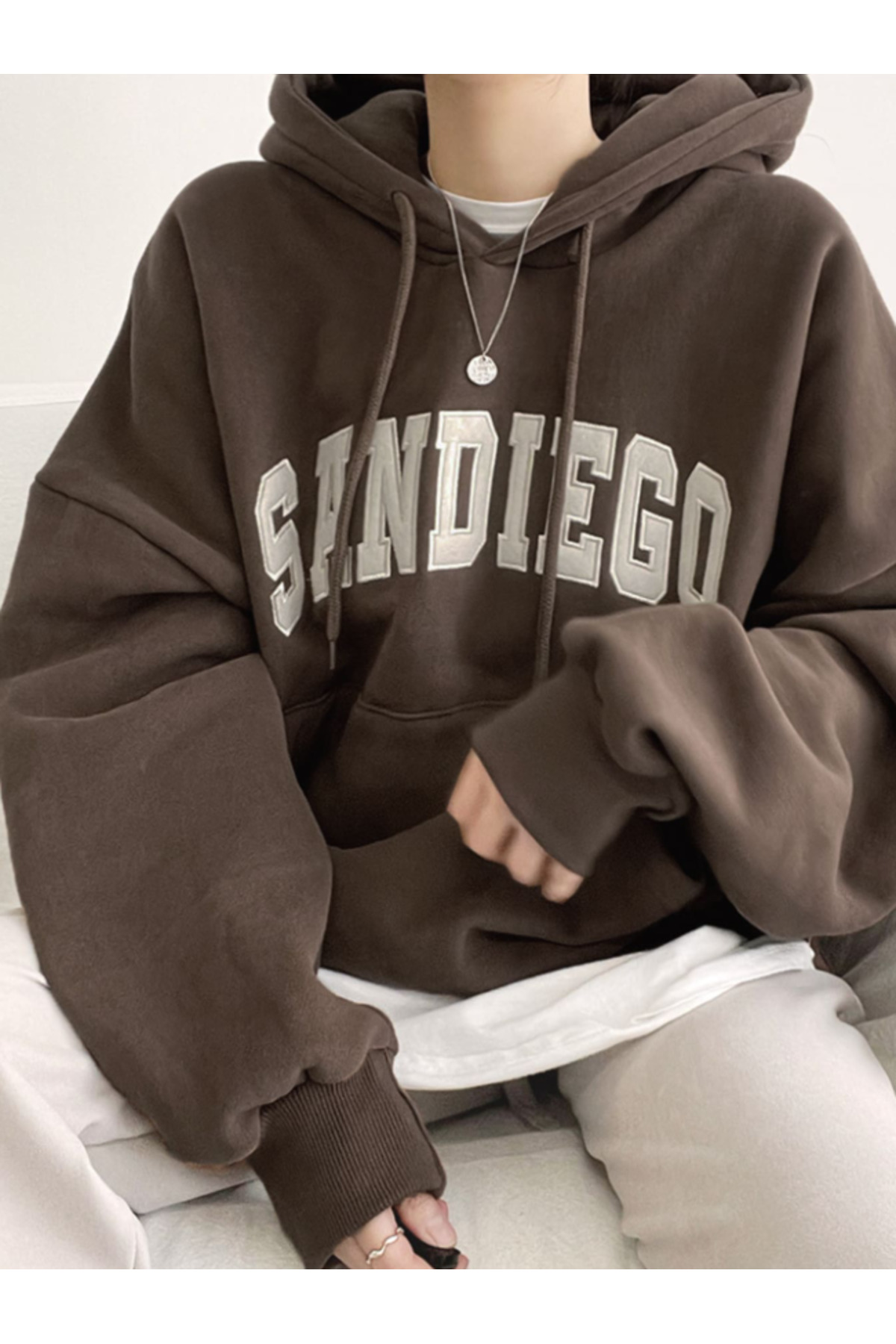 Unisex Erkek/Kadın SANDIEGO Renkli Özel Baskılı Pamuklu Oversize Kapüşonlu Sweatshirt — قهوه‌ای SANDIEGO-REVASSER- — تصویر 4 از 5