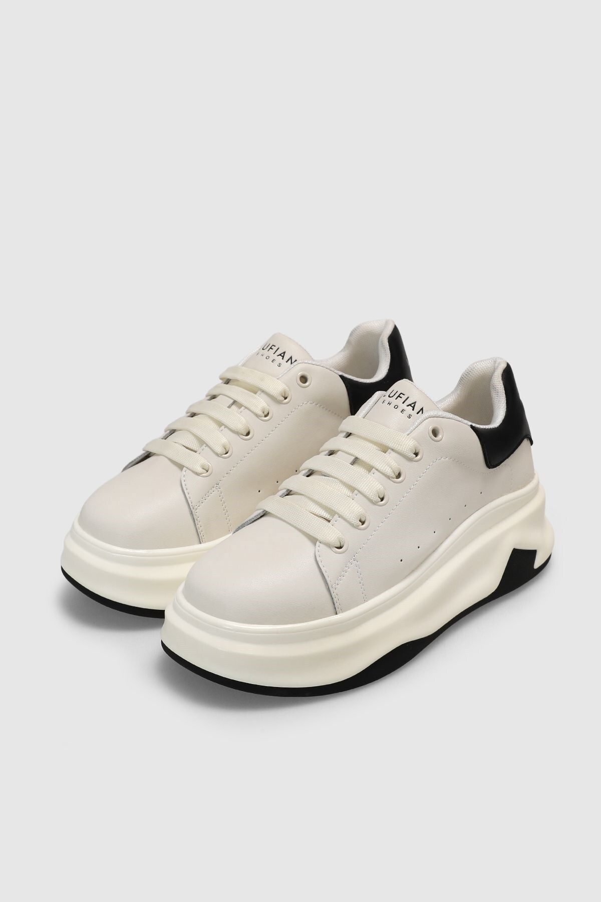 Hakiki Deri Bağcıklı Günlük Spor Ayakkabı Ekru Sneaker Beyaz