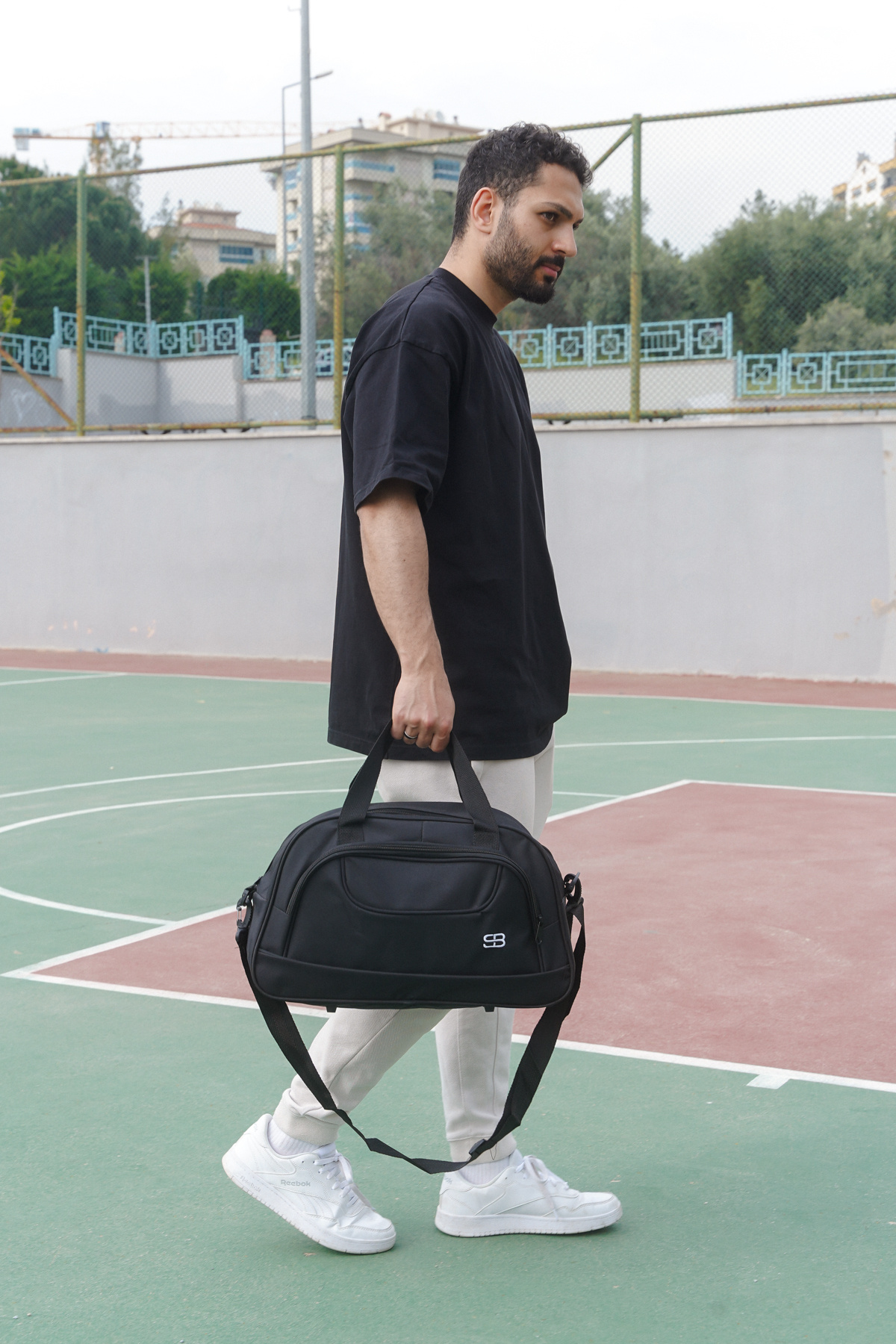 Solo Bag Siyah Su Geçirmez Alt Korumalı Pedli Spor Fitness Koşu ve Seyahat Çantası 40 cm görsel 4