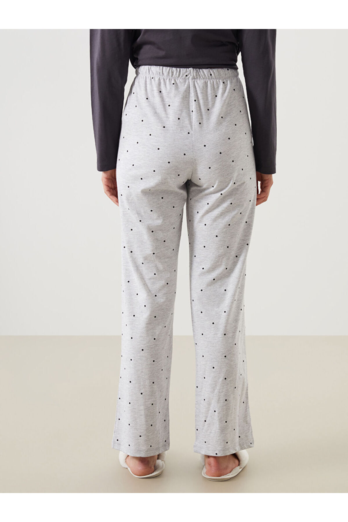 LC Waikiki-Create Your Style from Uzg Store |   Women's Pajama Bottoms with Elastic Waist and Polka Dots 5