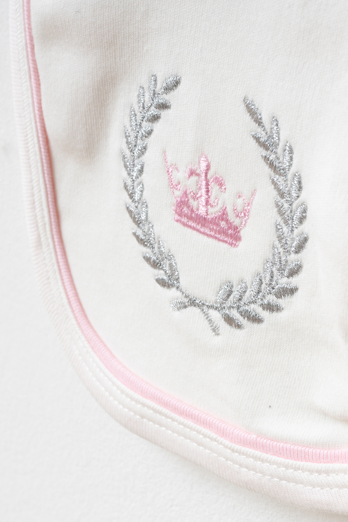 yukobaby bebeğiniz için en doğalı KIZ Bebek PRENSES NAKIŞLI Pamuk 5'li Yenidoğan Hastane Çıkışı Set YK1846 fotoğrafı 4 (önizleme)