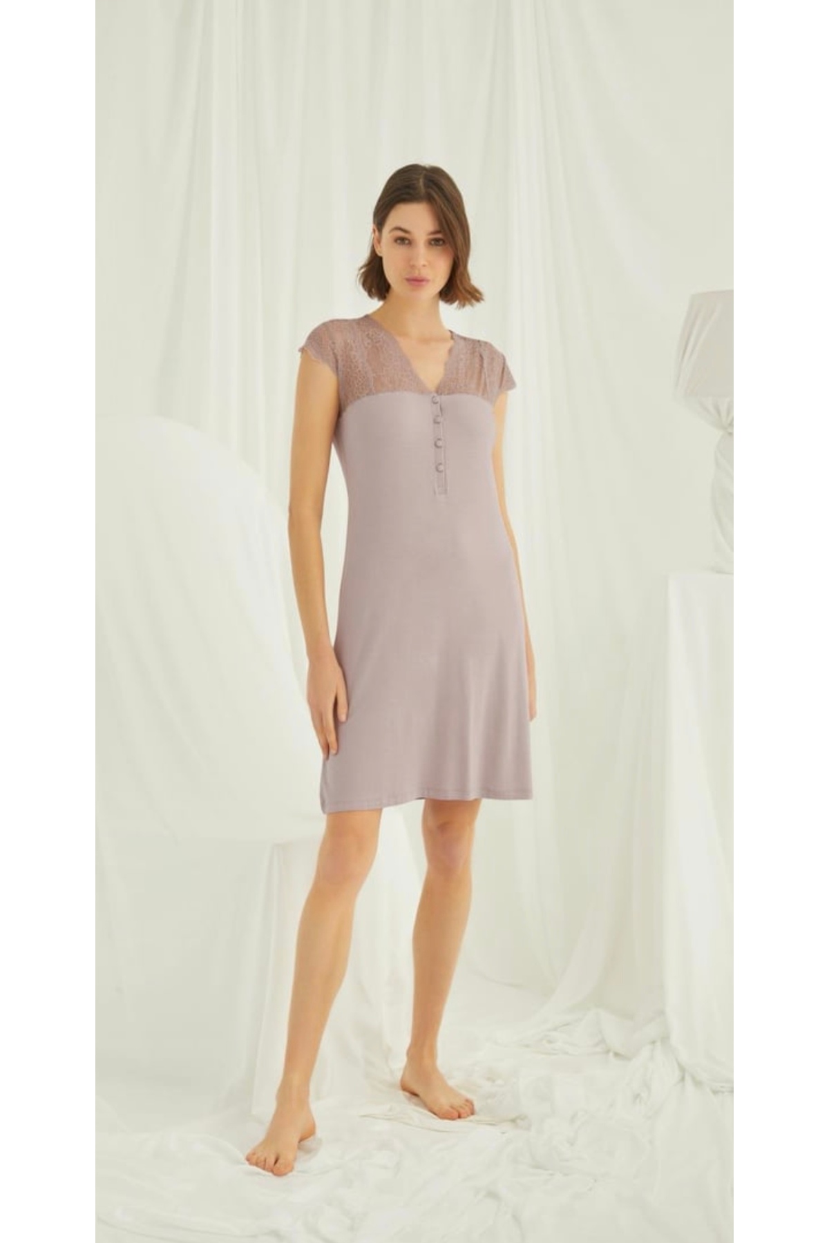 NightLove Monamise Yakası Dantelli Önü Düğmeli Gecelik 18435