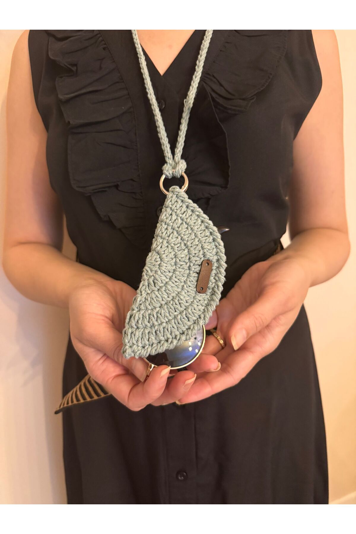 Dilek Yıldırım-Custom Design Halter Glasses Case Mesh Design 5