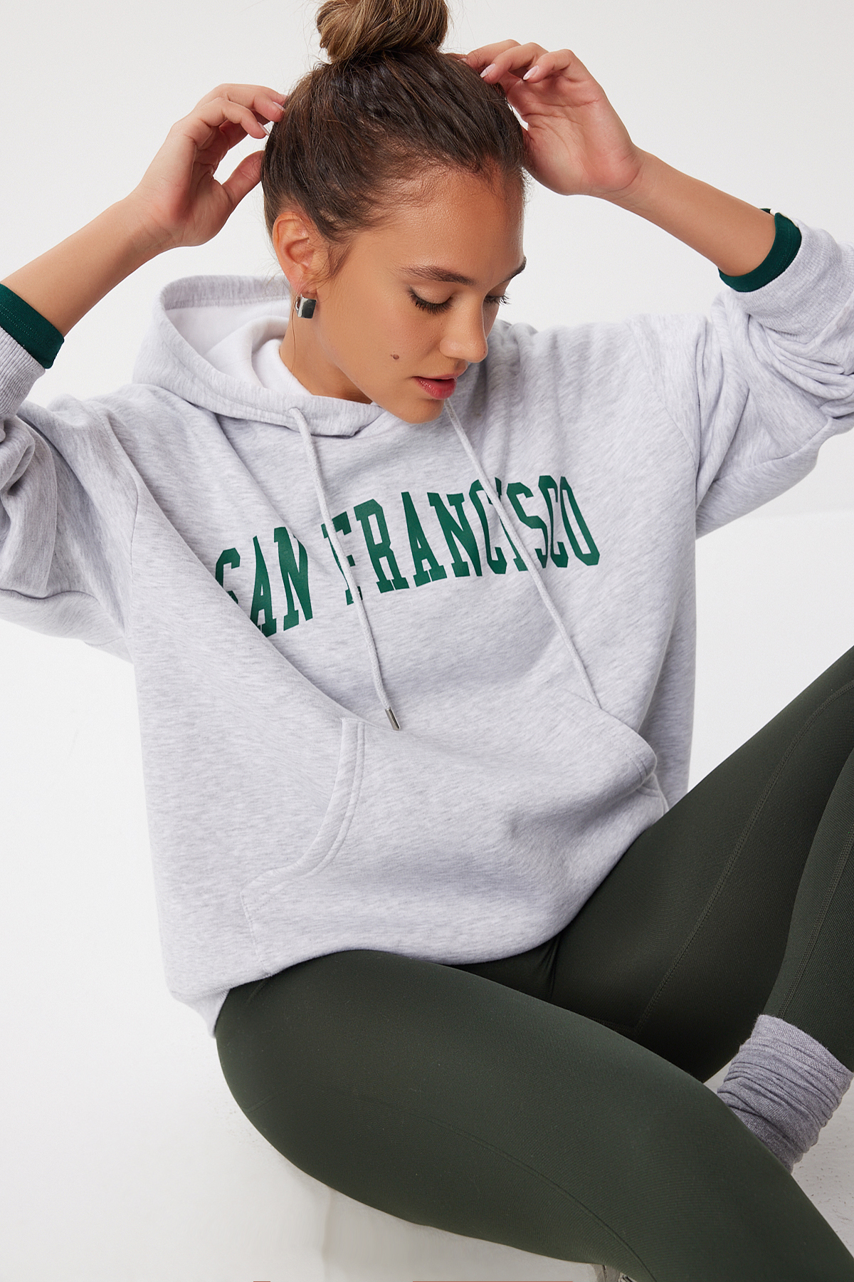 Lovelyİstanbul Baskılı Kapüşonlu Şardonlu Oversize Örme Sweatshirt LUB0227 GRİ MELANJ