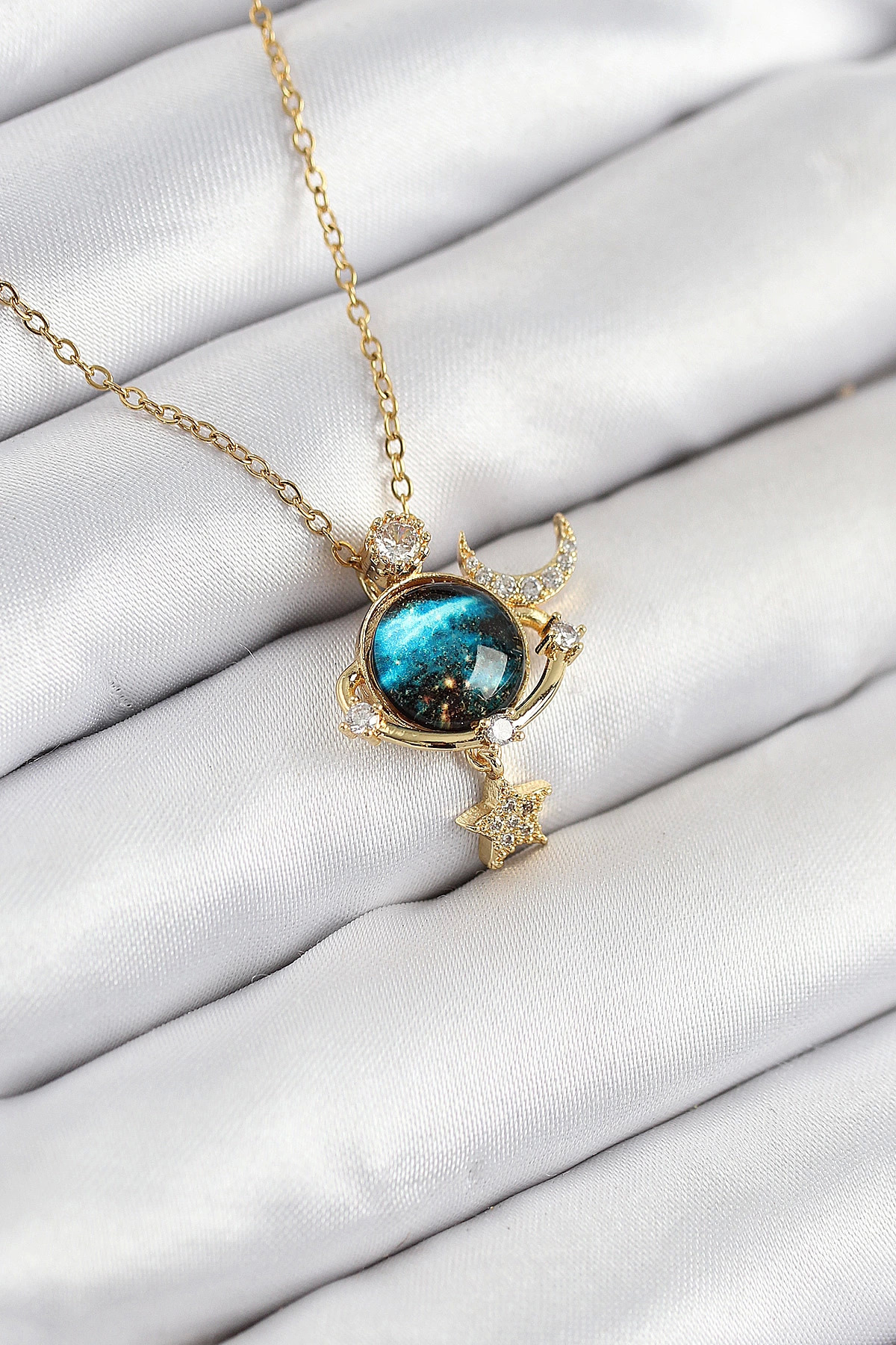 cenk x store BFS 316L Çelik Zirkon Taşlı Gezegen Model Gold Renk Kadın Kolye