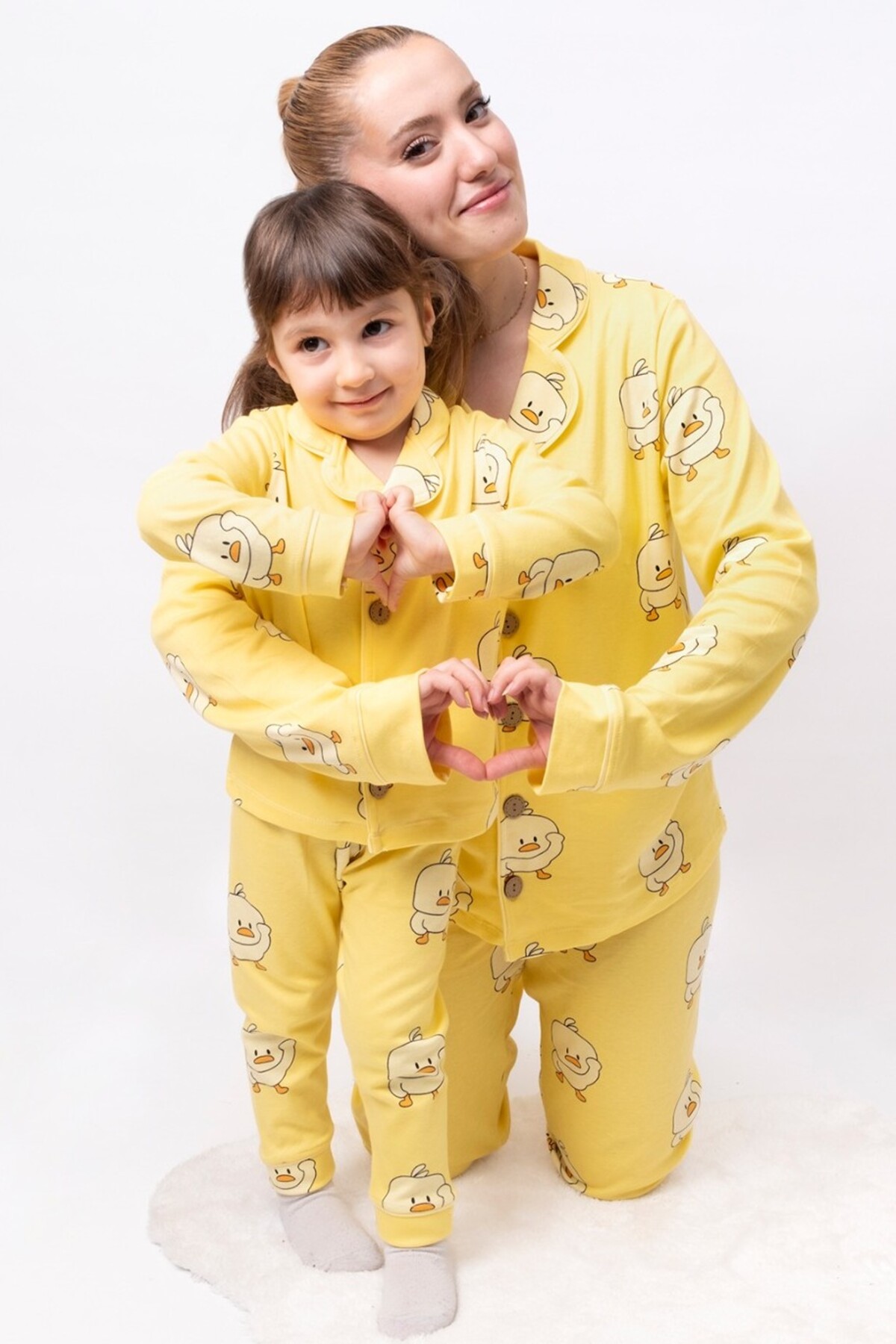 Genel Markalar Anne-Bebek-Çocuk %100 Pamuk Pijama Takımı :BEDENLER AYRI AYRI SATIN ALINIR) fotoğrafı 3 (önizleme)