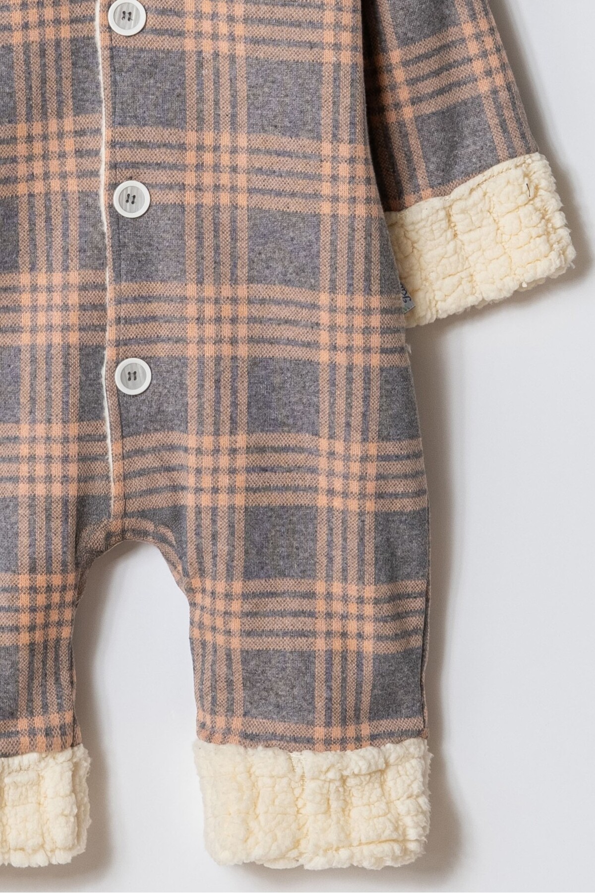 Chicsy Baby Kışlık Tatlı Kareli İçi Peluşlu Kapüşonlu Düğmeli Bebek Tulum fotoğrafı 3 (önizleme)