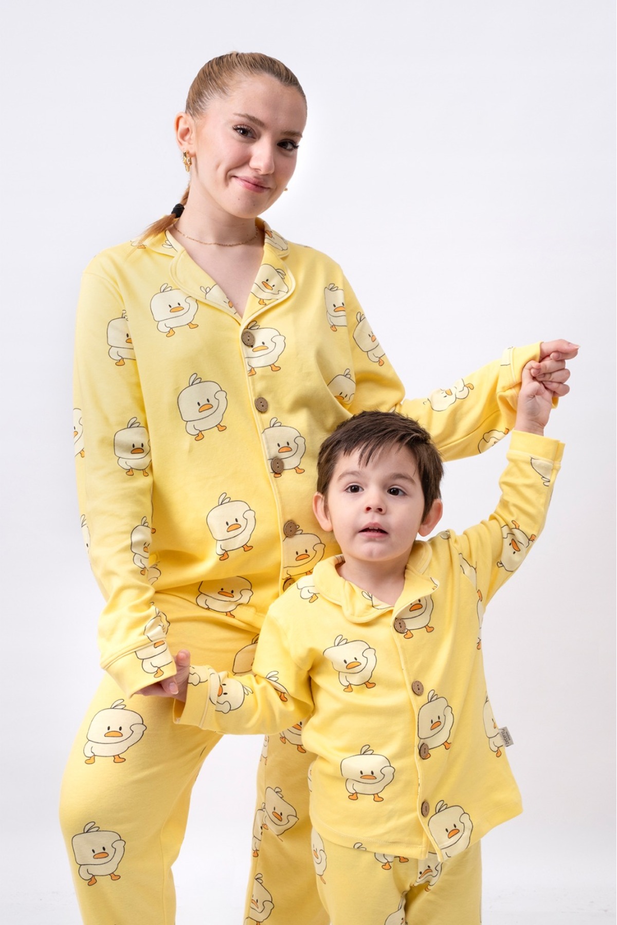Genel Markalar Anne-Bebek-Çocuk %100 Pamuk Pijama Takımı :BEDENLER AYRI AYRI SATIN ALINIR) fotoğrafı 2 (önizleme)