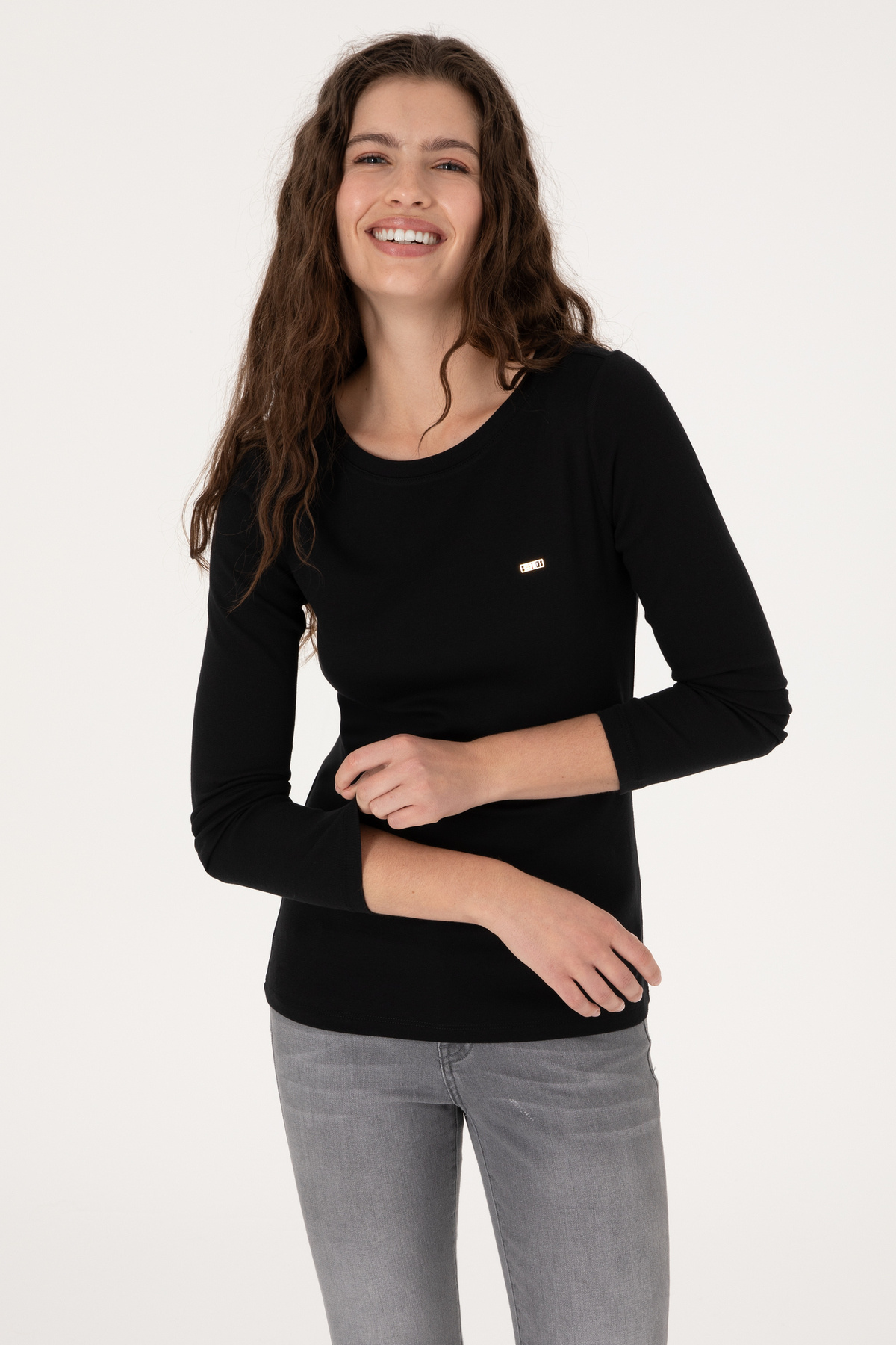 U.S. Polo Assn. Kadın Siyah Slim Bisiklet Yaka Basic Sweatshırt 50315419-VR046