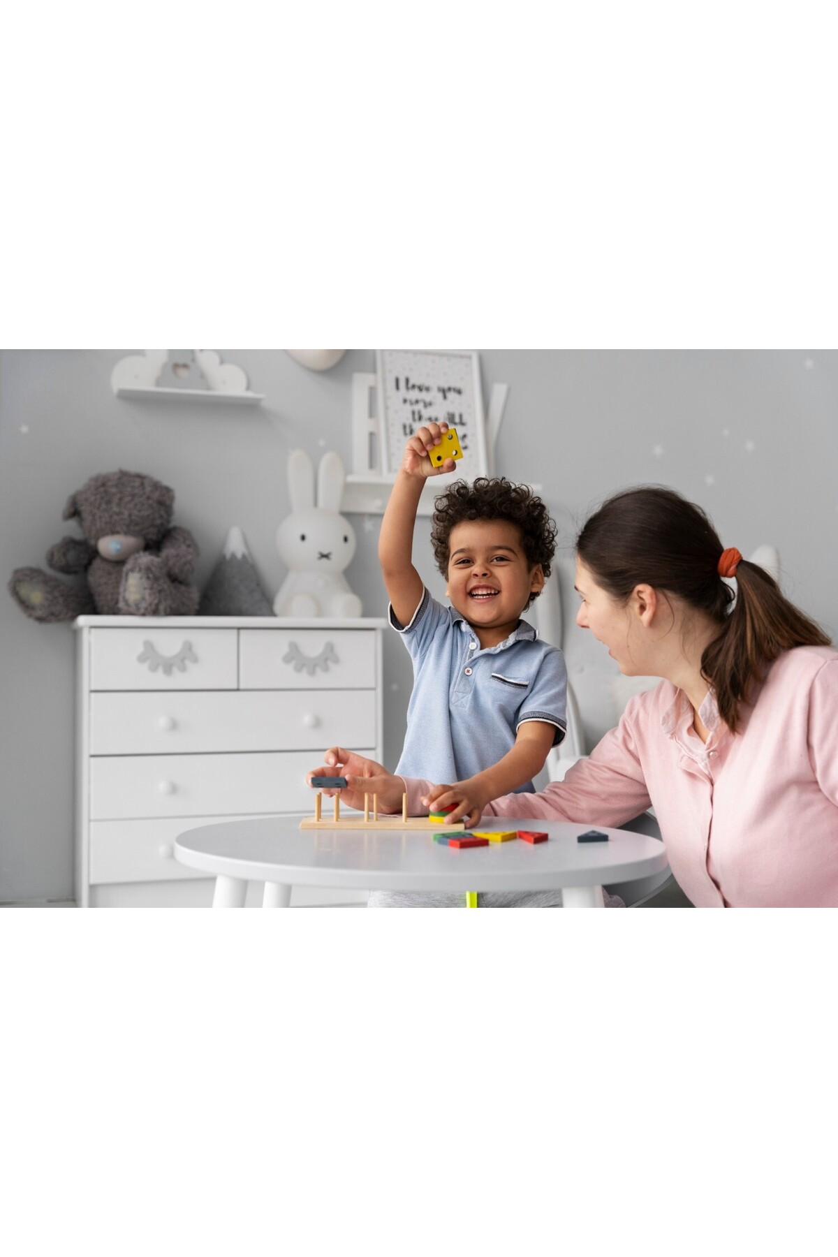 اسباببازیهای چوبی مونتهسوری، بلوکهای چیدنی و مرتبسازی، پازلهای حسی، اسباببازی آموزشی