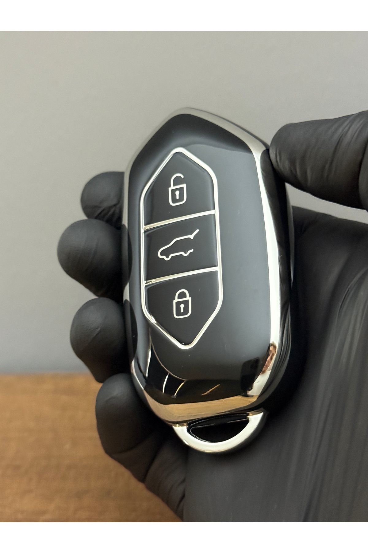 Genel Markalar Togg T10X Smart Uyumlu 3 Düğmeli Silikon Anahtar Kumanda Koruma Kılıfı – Siyah Gümüş Renk