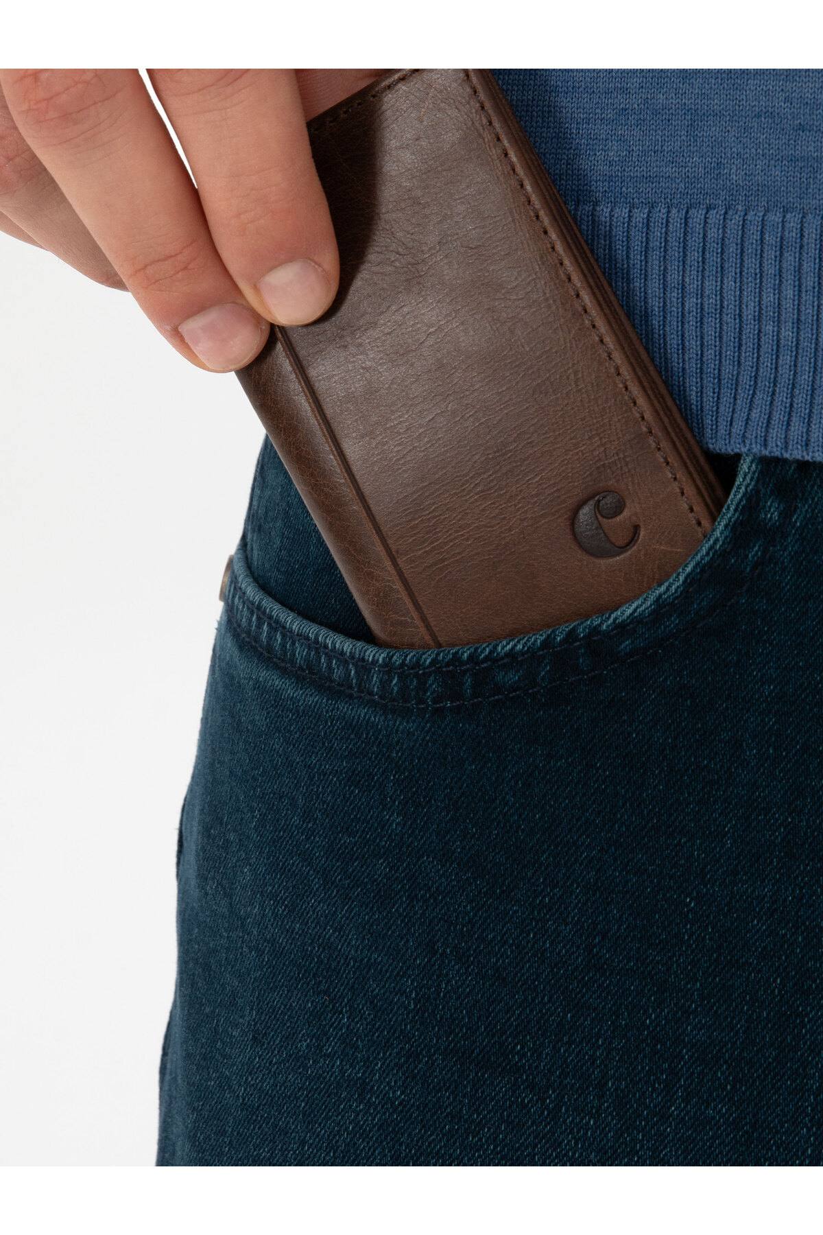 جا کارتی چرم ۱۰۰٪ قهوه‌ای برند کاشارل کد:(50316496-VR029) Cacharel