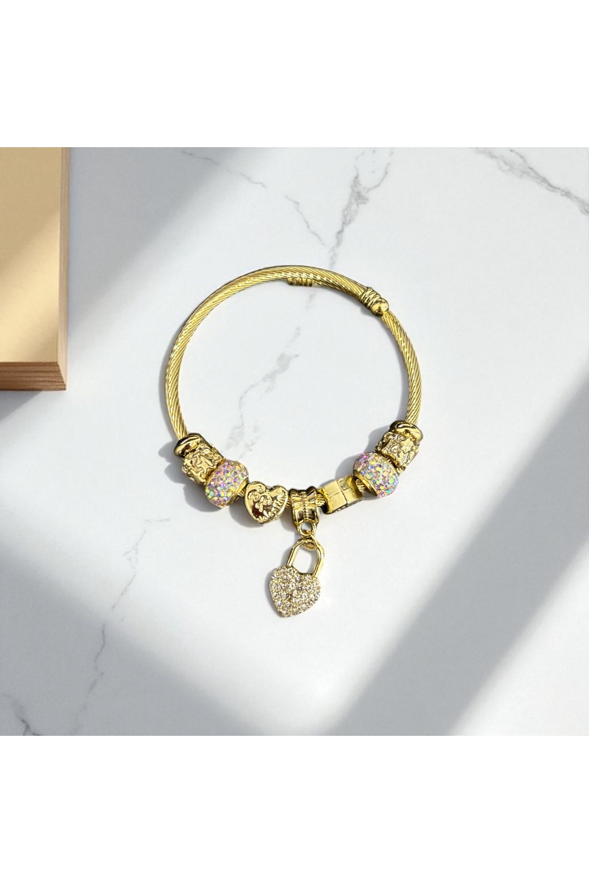 BRZ COLLECTION Női Juicy Crop fekete + Surprise Charm karkötő