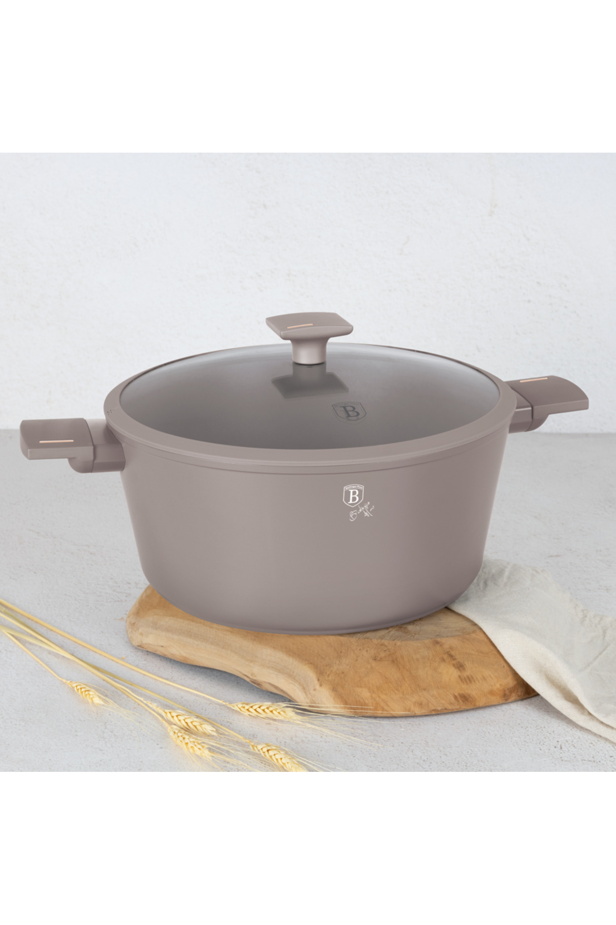 Berlinger Haus Titánový hrniec s vekom 8 l - 30 cm Taupe kolekcia Indukcia Vš...