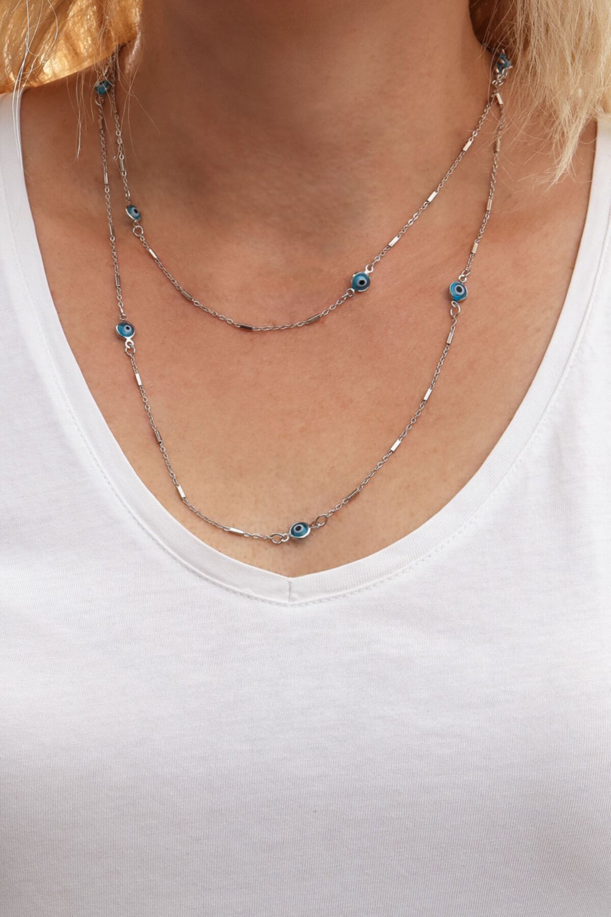Necklace accessories store
