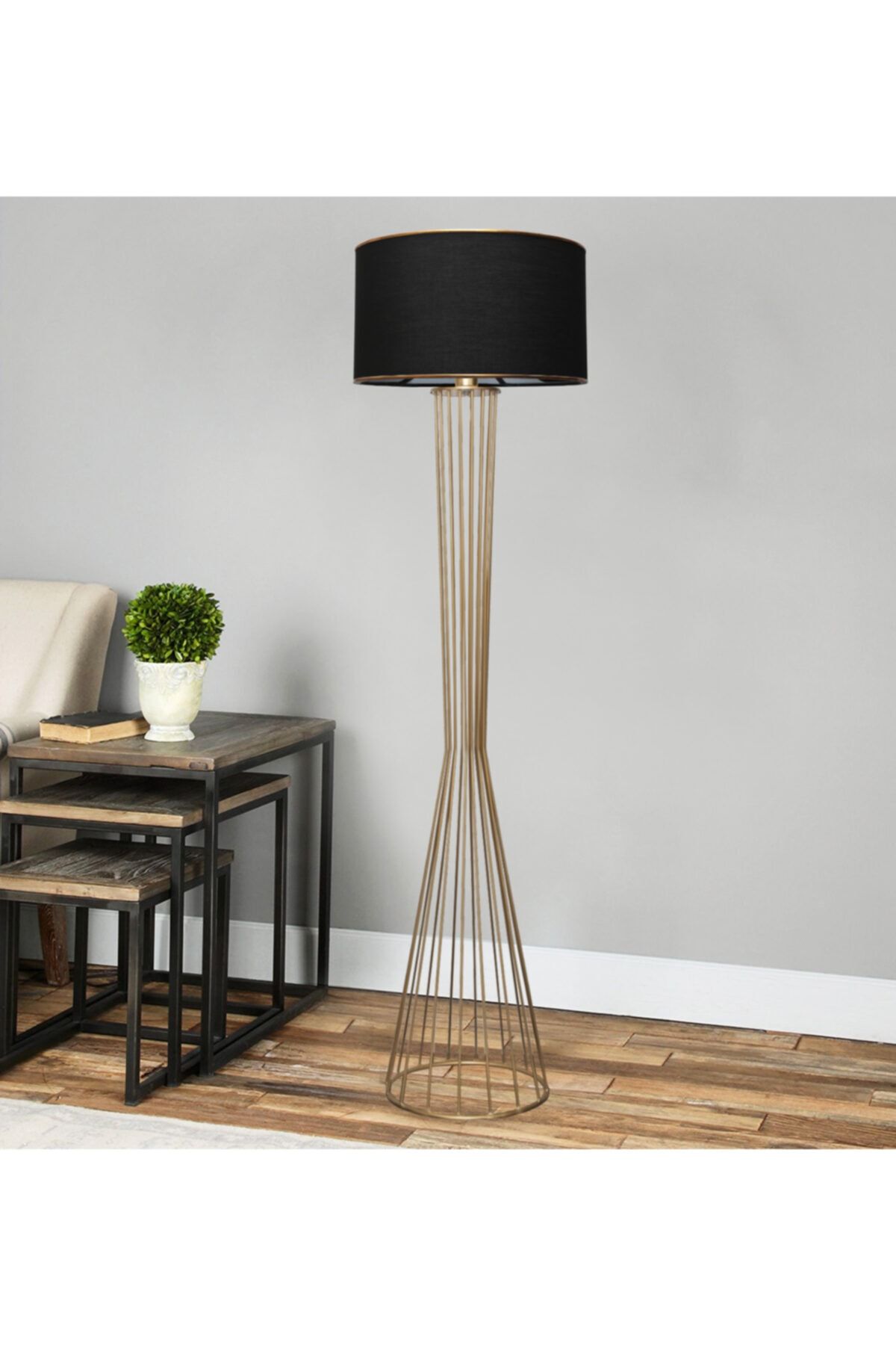 HOMİNG Daisy Gold Gövdeli Silindir Başlıklı Metal Lambader Ayd-3078