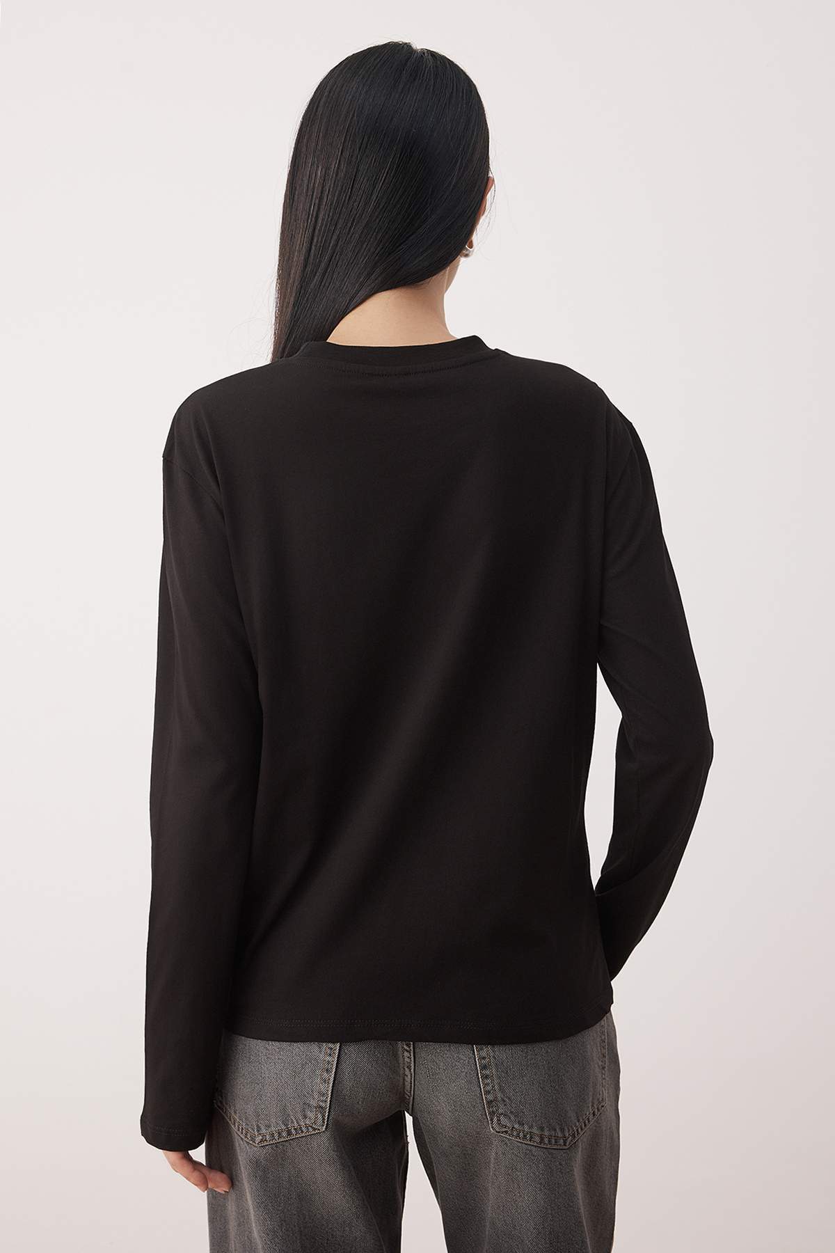 Trendyol Collection Black-And-White 2-Pack 100% Cotton Regular Fit Long Sleeve Stand Collar Knitted T-Shirt Twoaw26Ts00006