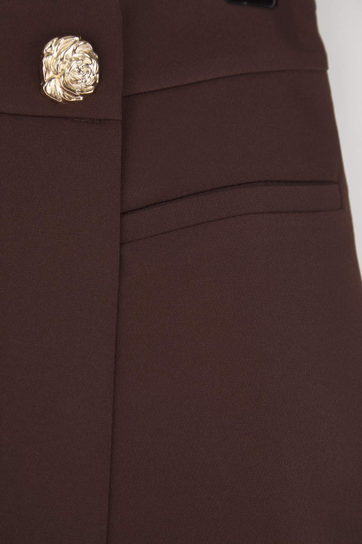 Trendyolmilla  Koyu Kahverengi Düğme Detaylı Mini Şort Etek Şort & Bermuda TWOAW26SR00027 - Görsel 10