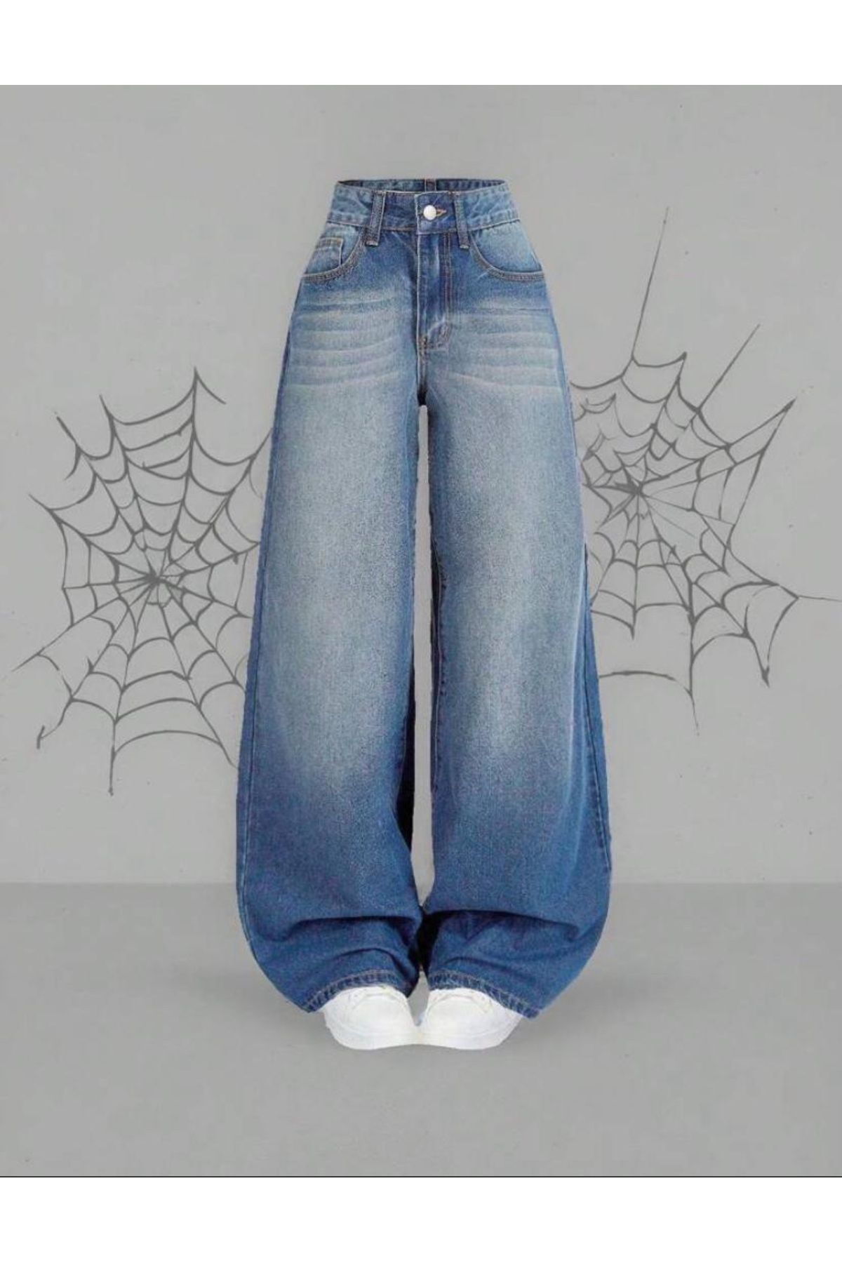 Y2K RECYCLED BAGGY BLUE JEANS