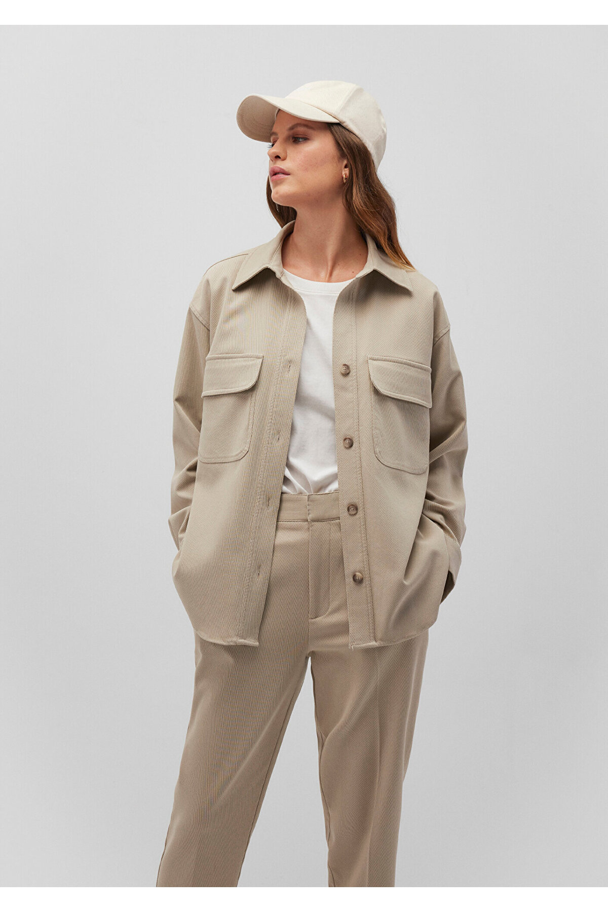 Lux Touch Bej Modal Gömlek Loose Fit / Bol Rahat Kesim 1210971-70322 — بژ — تصویر 2 از 6