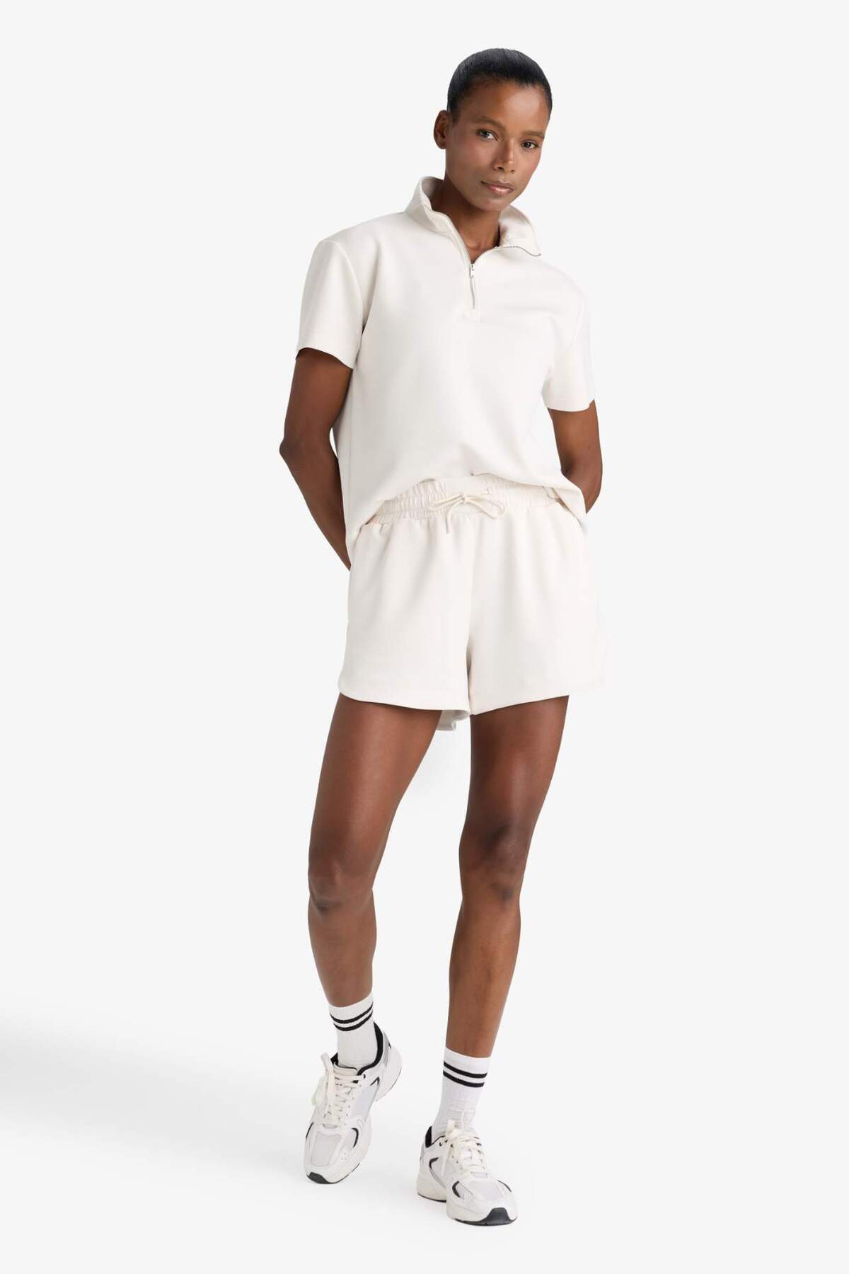 DeFacto-Defactofit Standard Fit Sportsman Modal Shorts E2933Ax25Sm 4