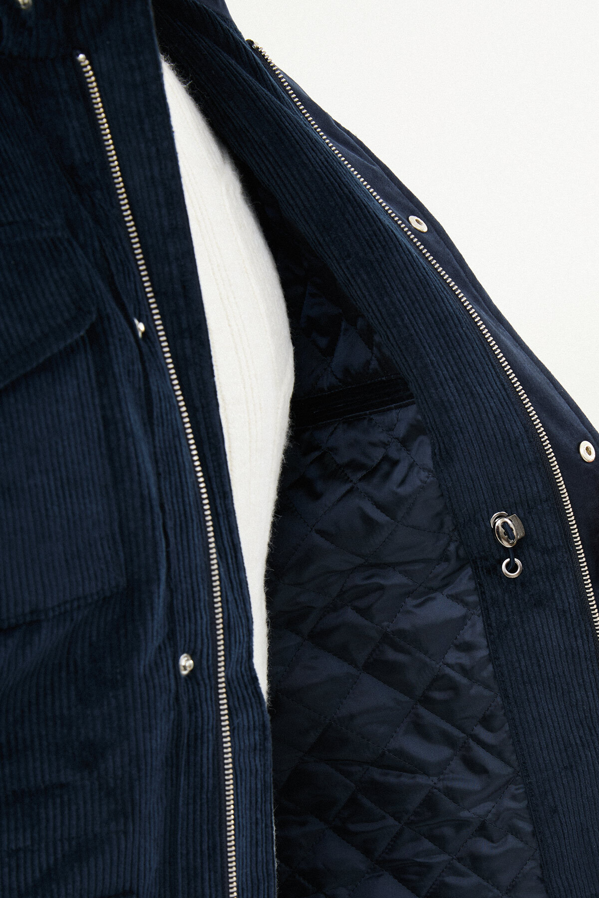 Çizgili Slim Fit Torba Cep Hakim Yaka Kadife Erkek Trenchcoat Lacivert - 21327.25K — رنگارنگ — تصویر 6 از 6